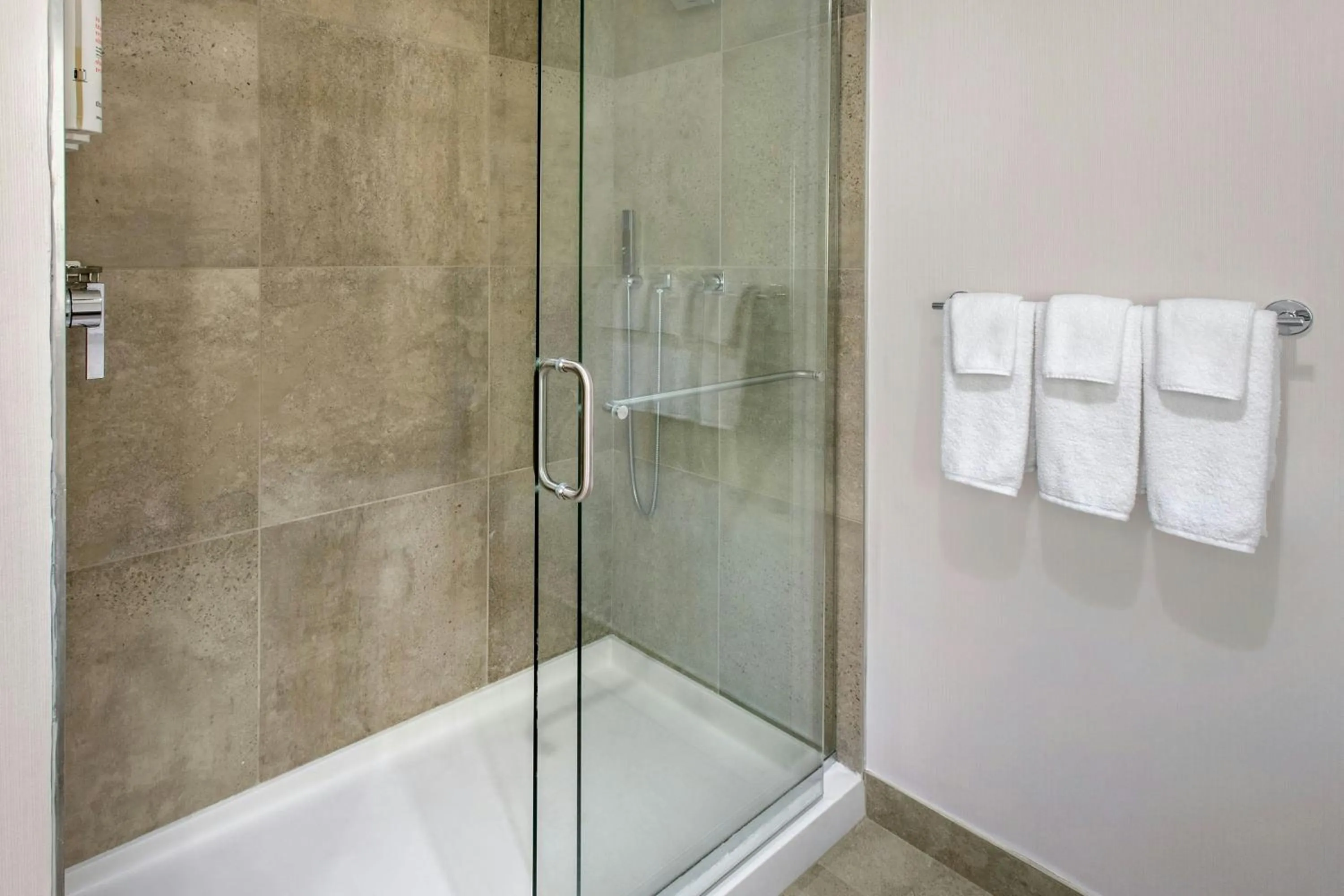 Bathroom in Richmond Marriott Short Pump