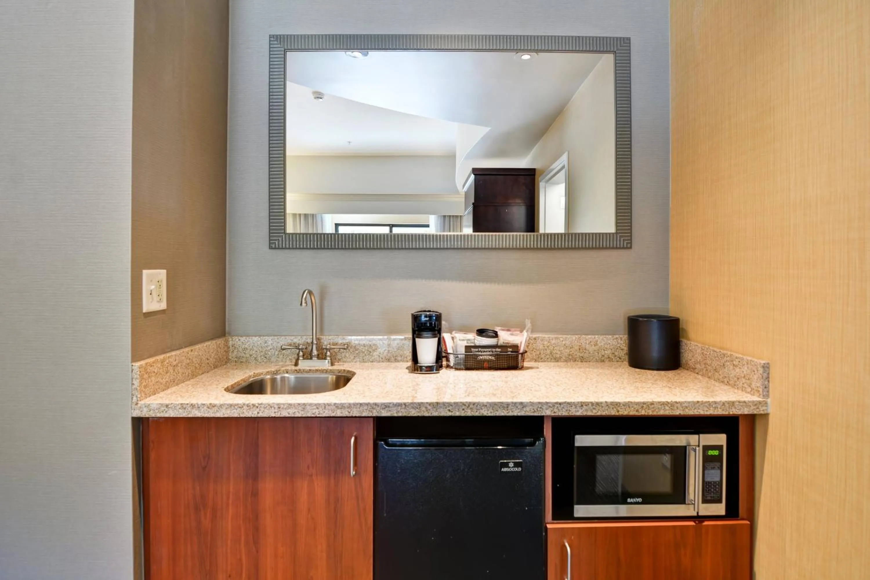 Lounge or bar in Courtyard Carson City