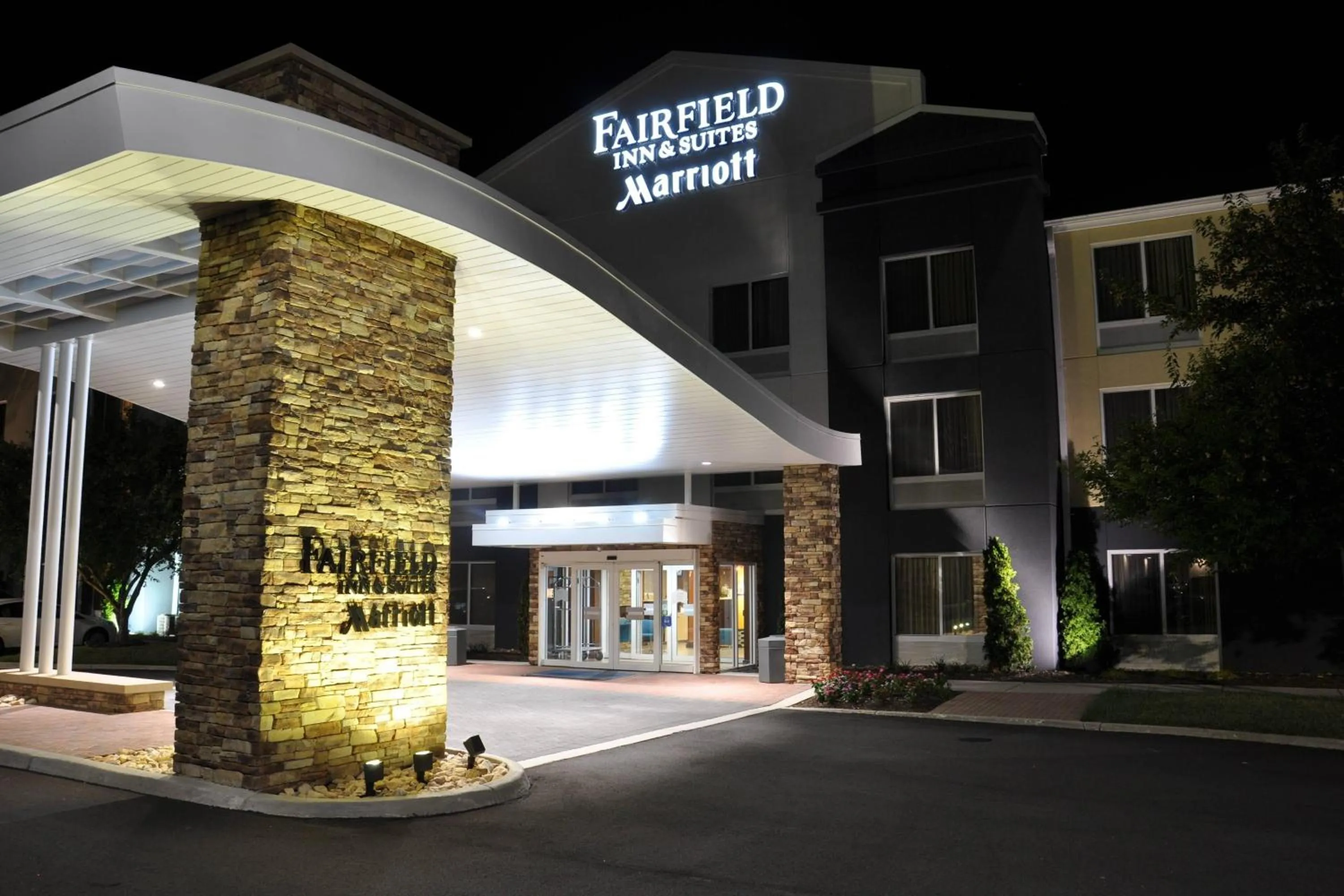 Property building in Fairfield Inn & Suites Christiansburg