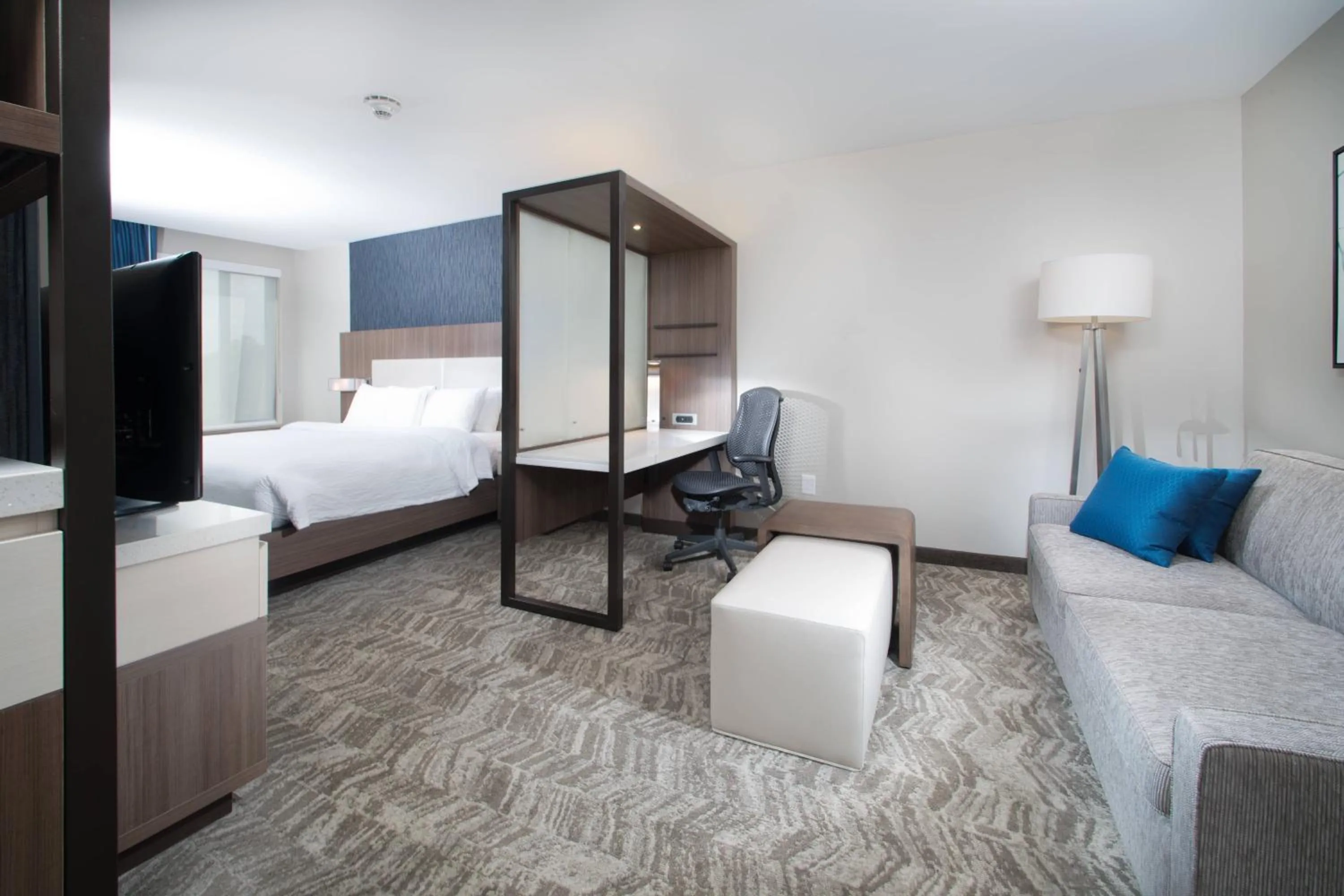 Photo of the whole room, Bed in SpringHill Suites by Marriott Fayetteville Fort Bragg