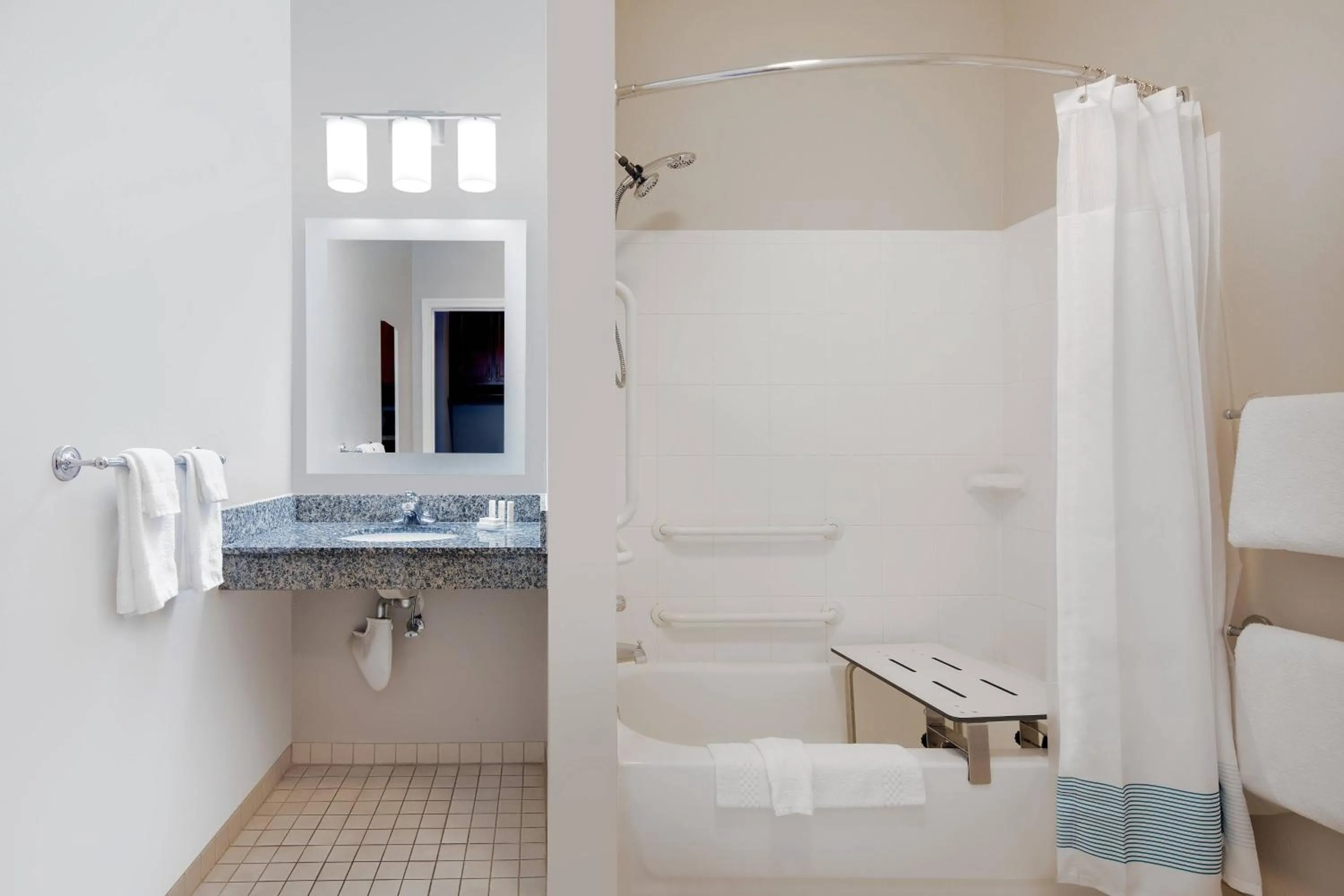 Bathroom in TownePlace Suites by Marriott Bentonville Rogers