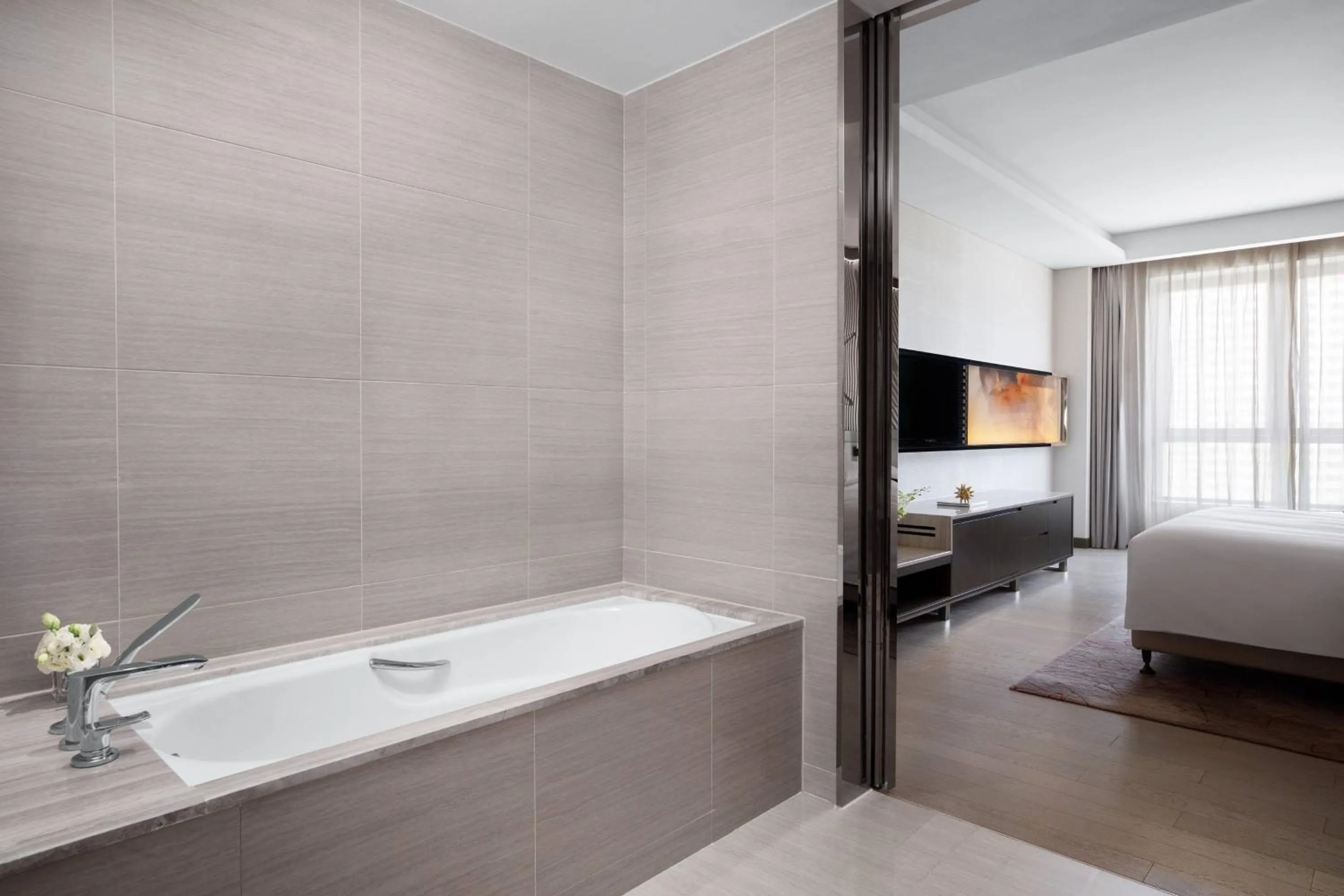 Bathroom, Bed in Courtyard by Marriott Tianjin Hongqiao