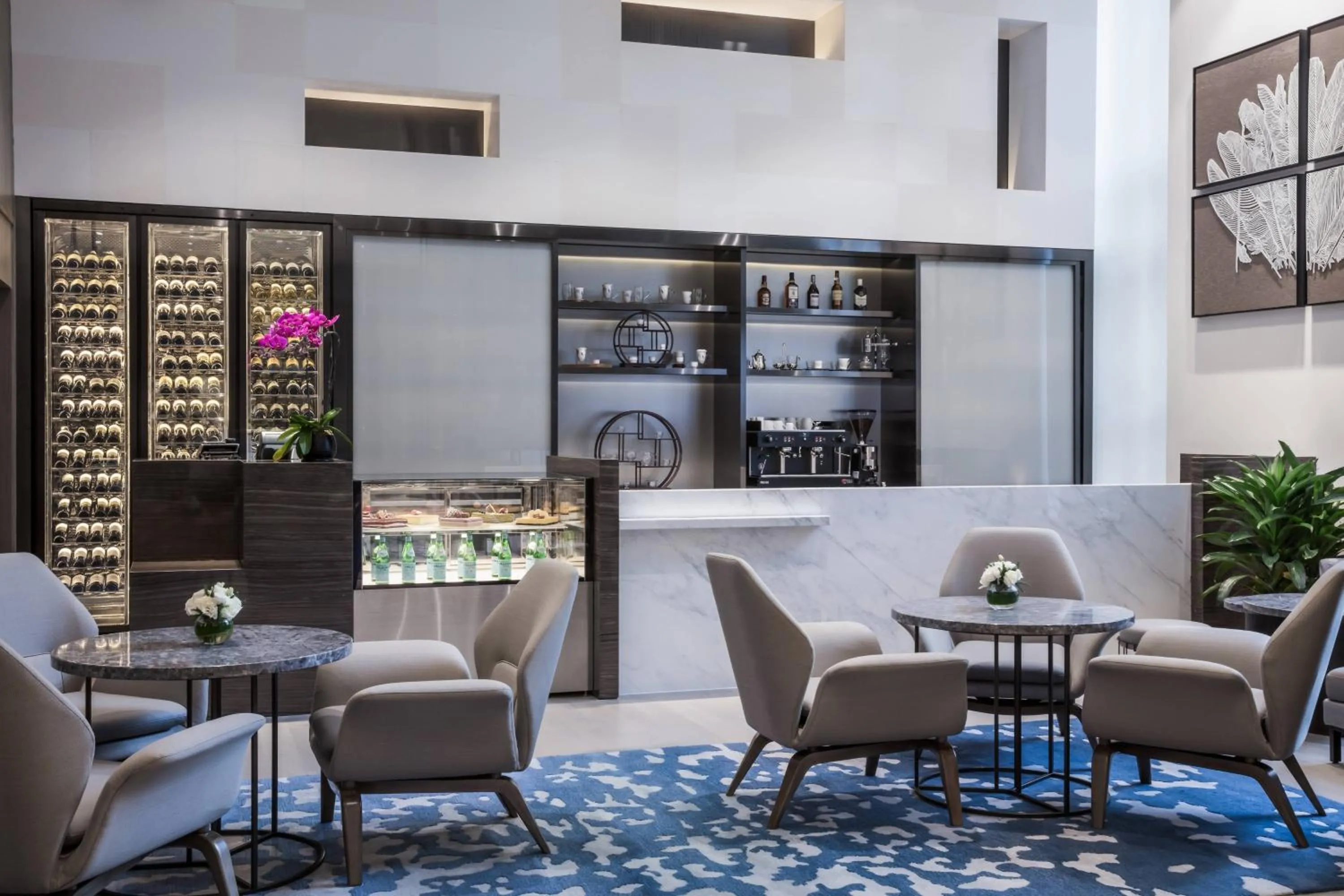 Lounge or bar in Courtyard by Marriott Tianjin Hongqiao