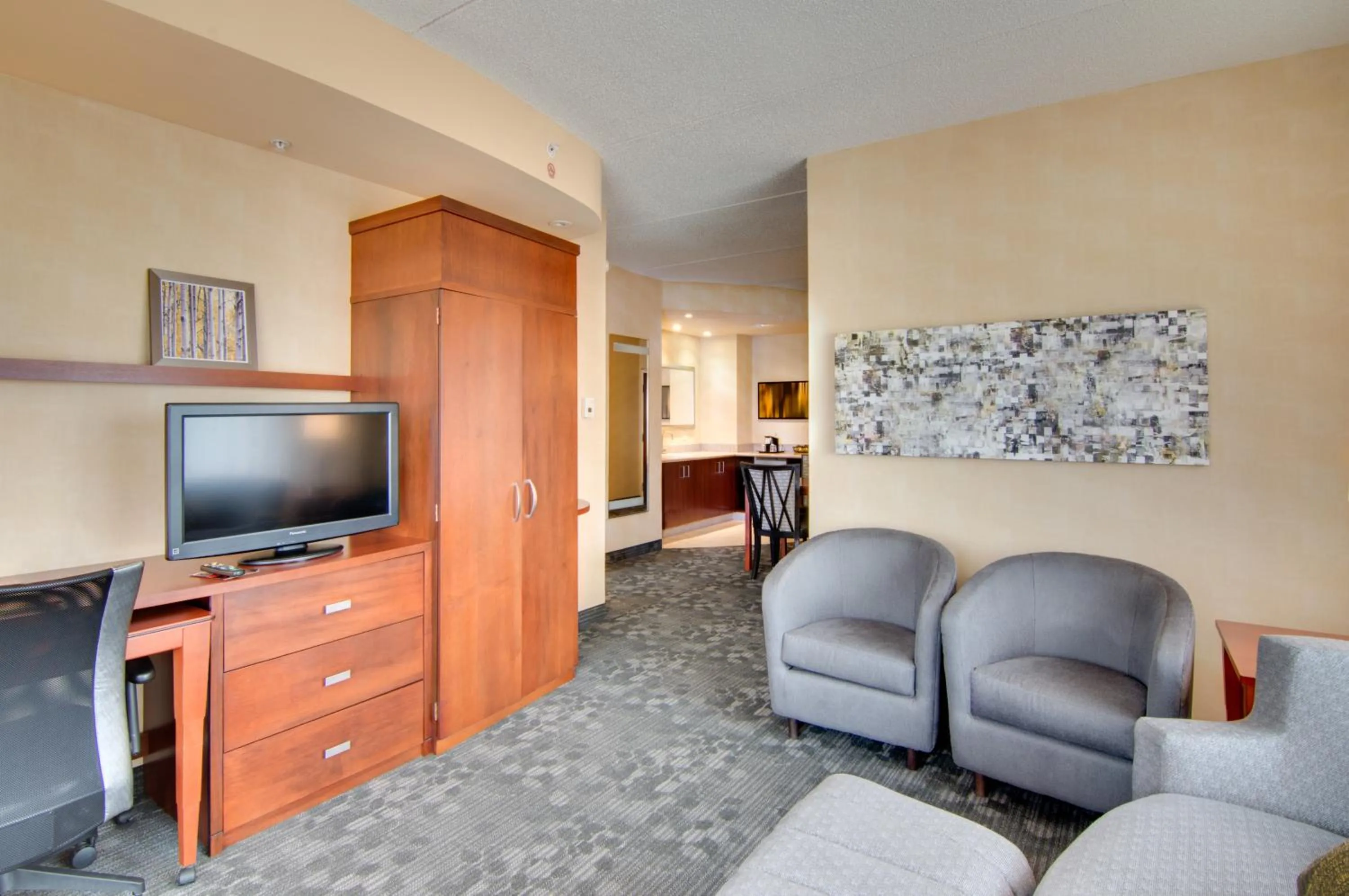 Living room in Courtyard Rochester Mayo Clinic Area/Saint Marys