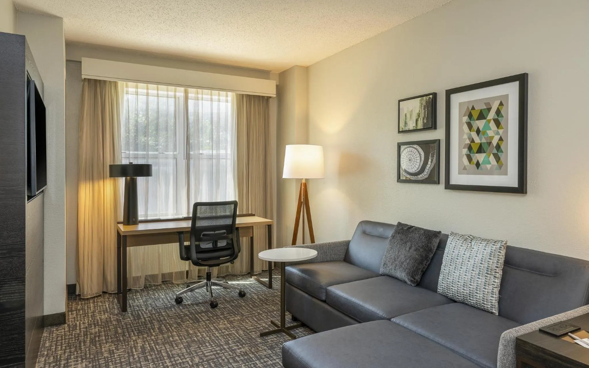 TV and multimedia in Residence Inn Rochester Mayo Clinic Area