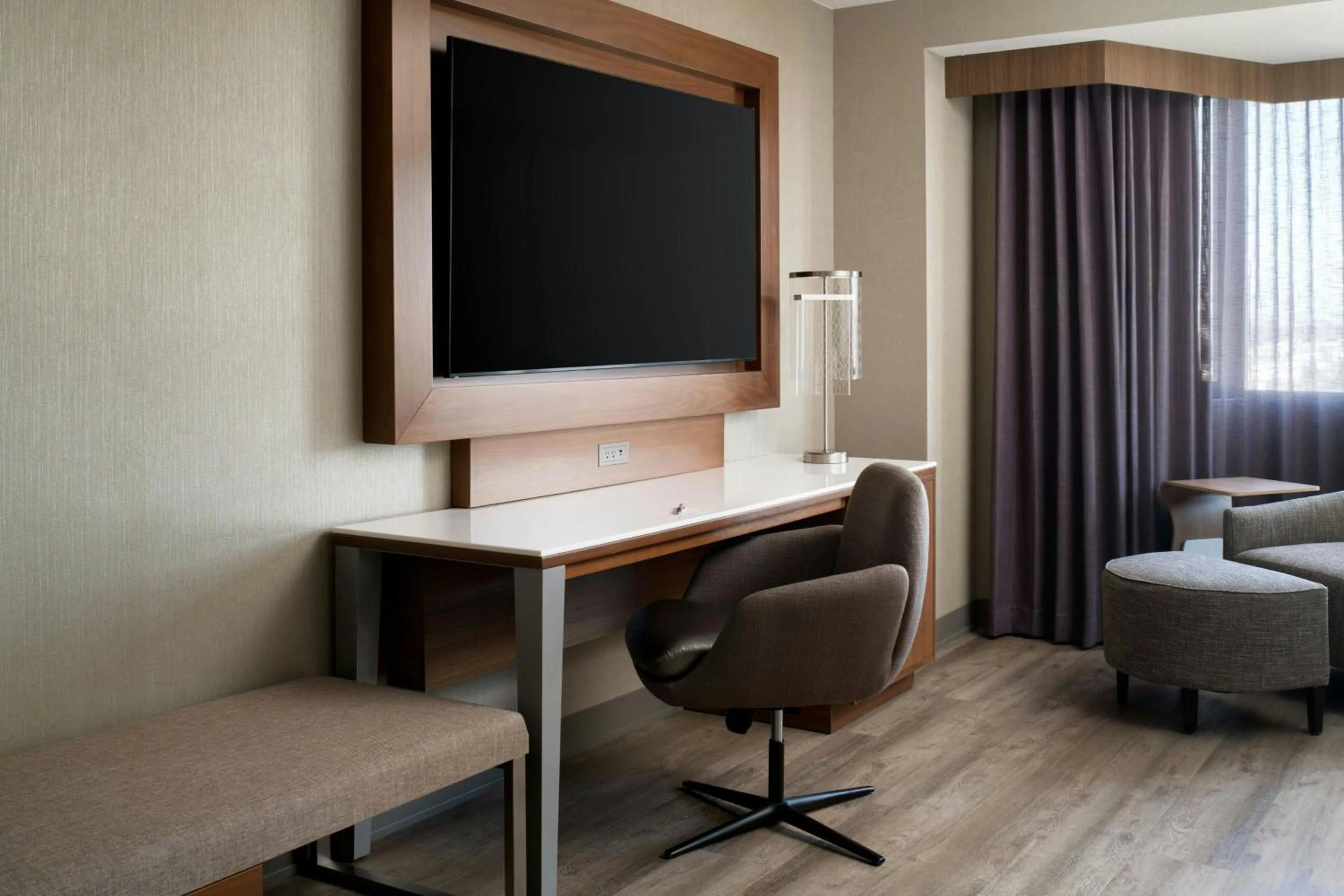 Photo of the whole room in Sacramento Marriott Rancho Cordova