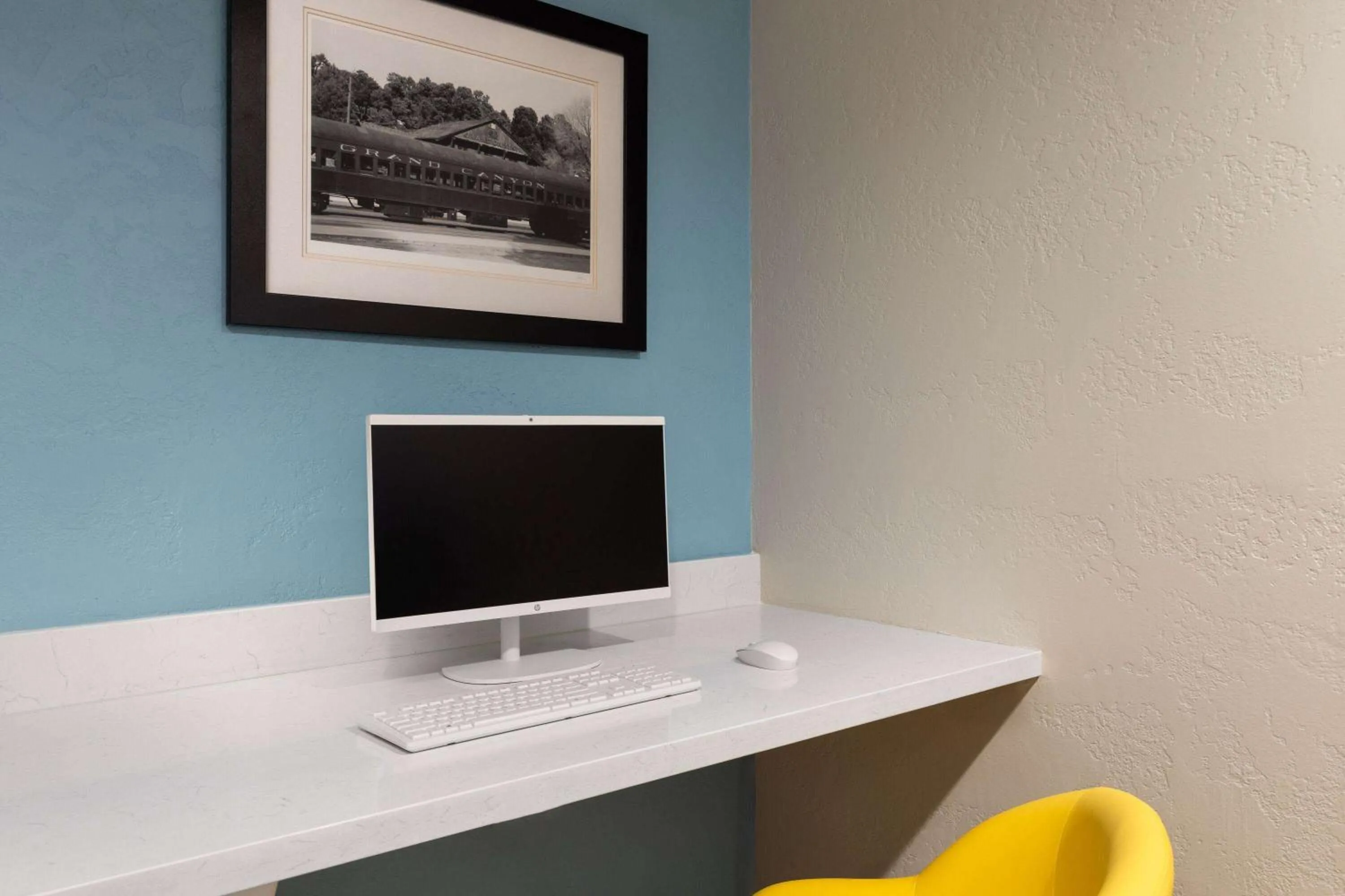 Business facilities in Days Inn by Wyndham Williams