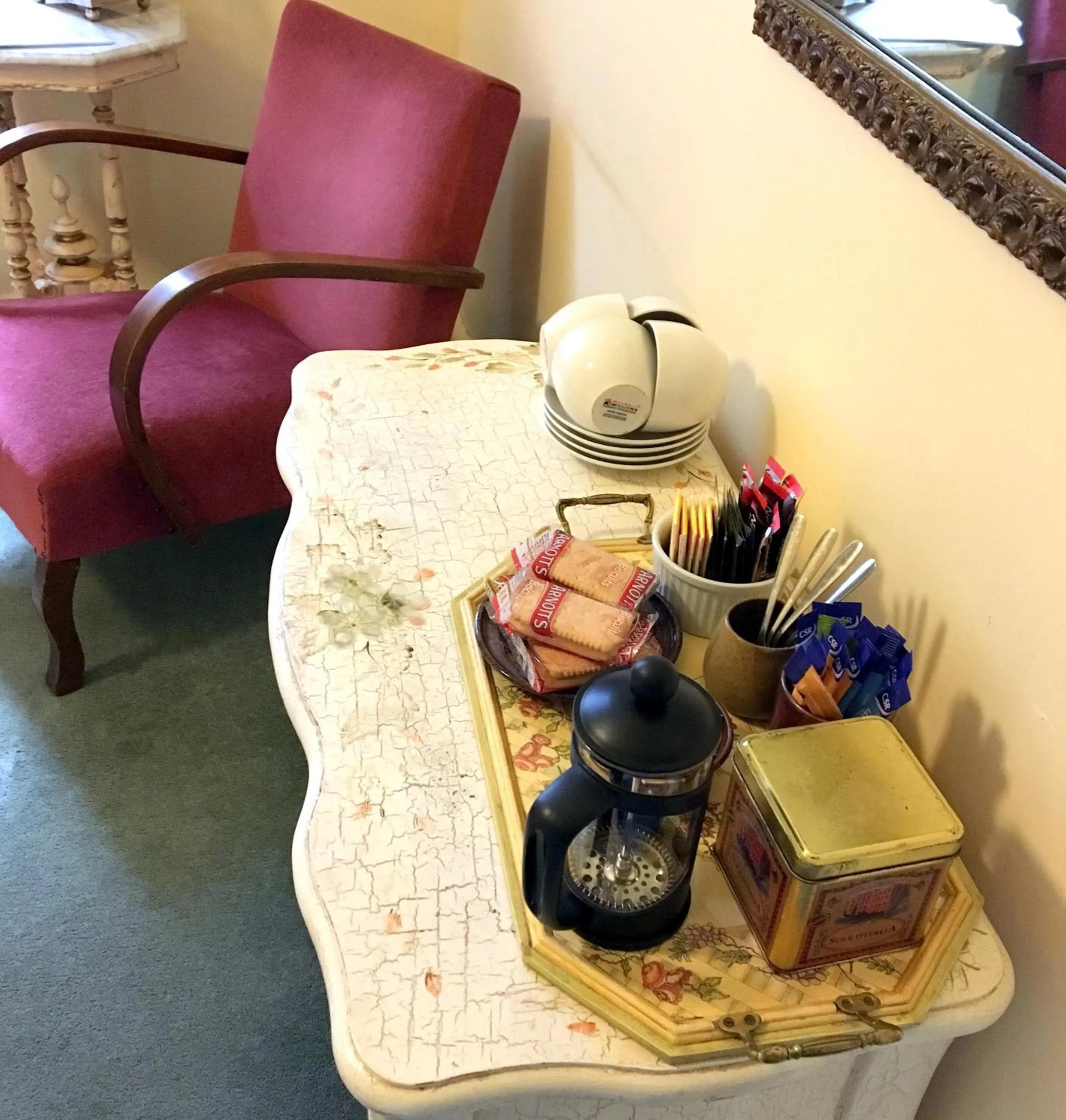 The Chalet Guesthouse And Studio
