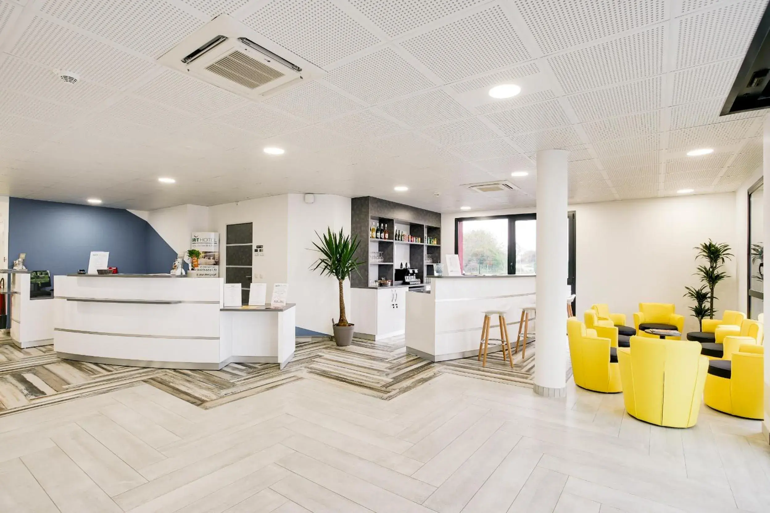 Living room in Brit Hotel Confort Loches Living room in Brit Hotel Confort Loches