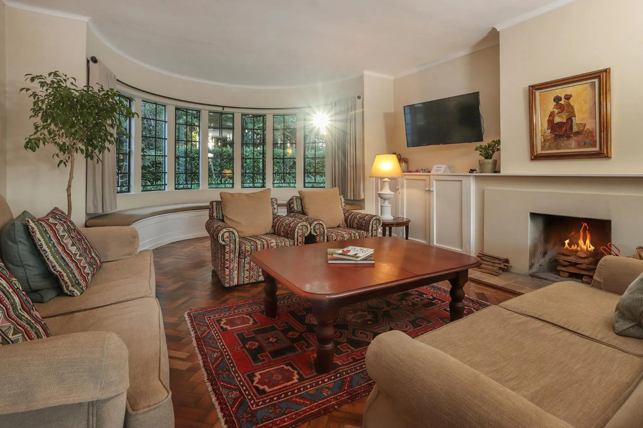 Communal lounge/ TV room in Elgin Country Lodge