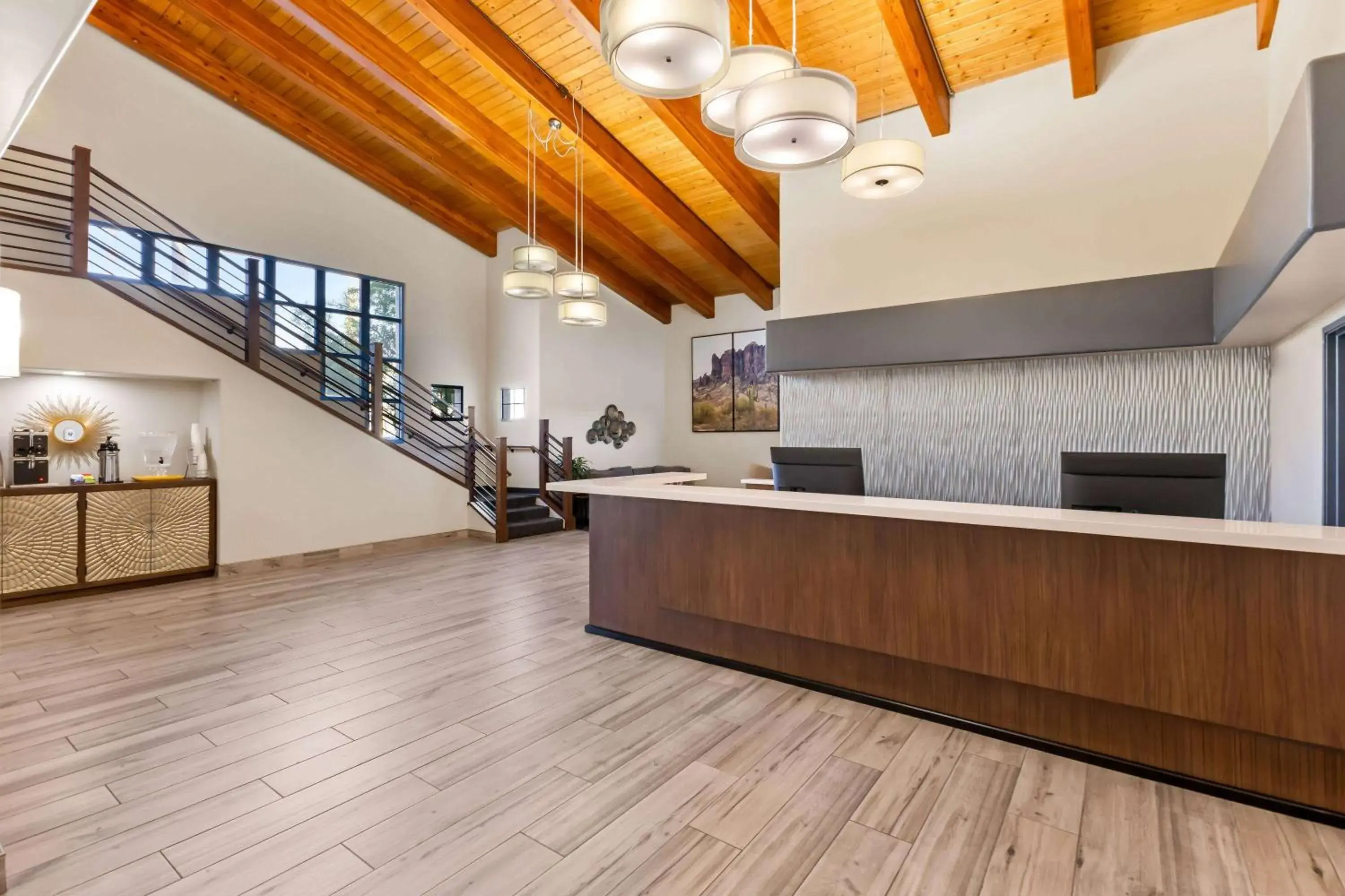 Lobby or reception in Days Inn & Suites by Wyndham Mesa Near Phoenix Lobby or reception in Days Inn & Suites by Wyndham Mesa Near Phoenix