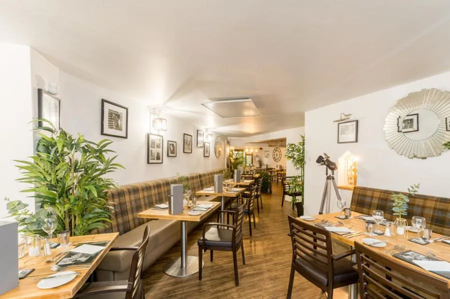 Restaurant/places to eat in The Gower Hotel