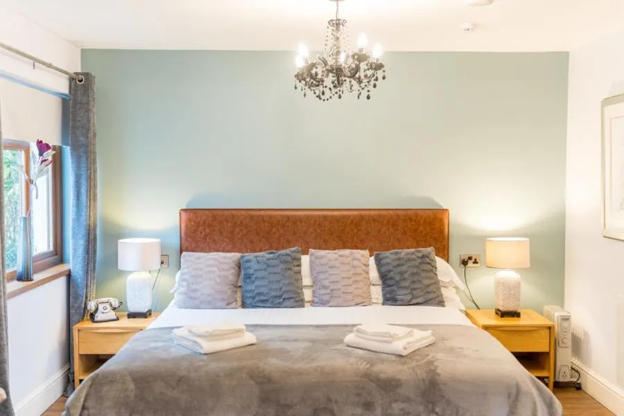 Bed in The Gower Hotel