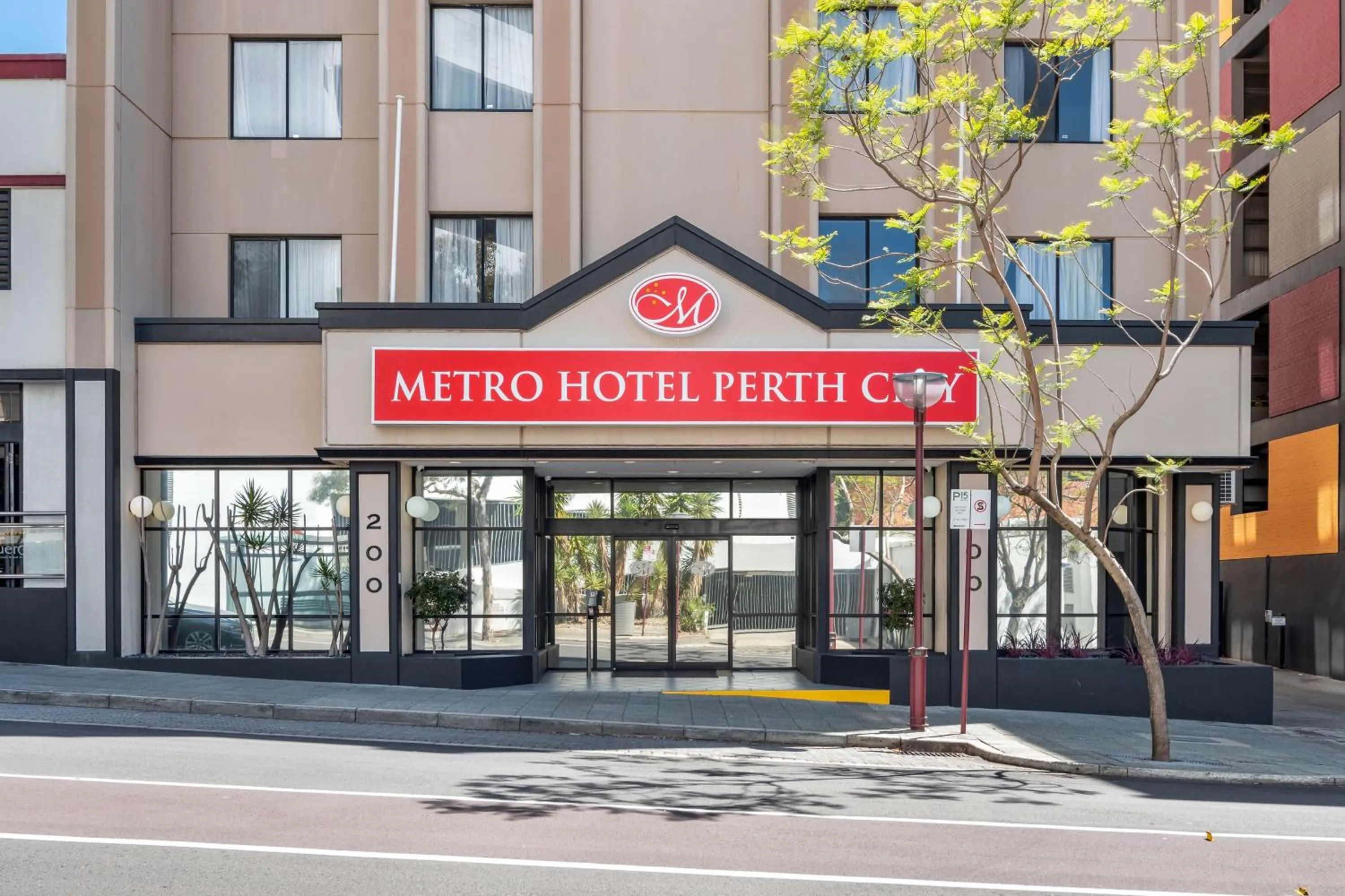 Property building in Metro Hotel Perth City