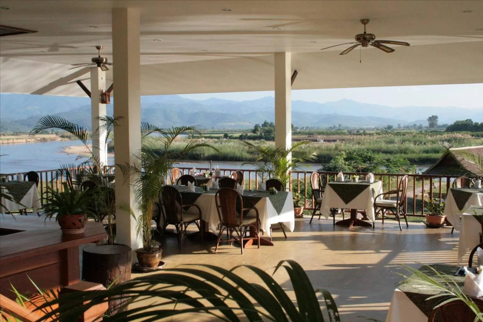 Breakfast in Maekok River Village Resort