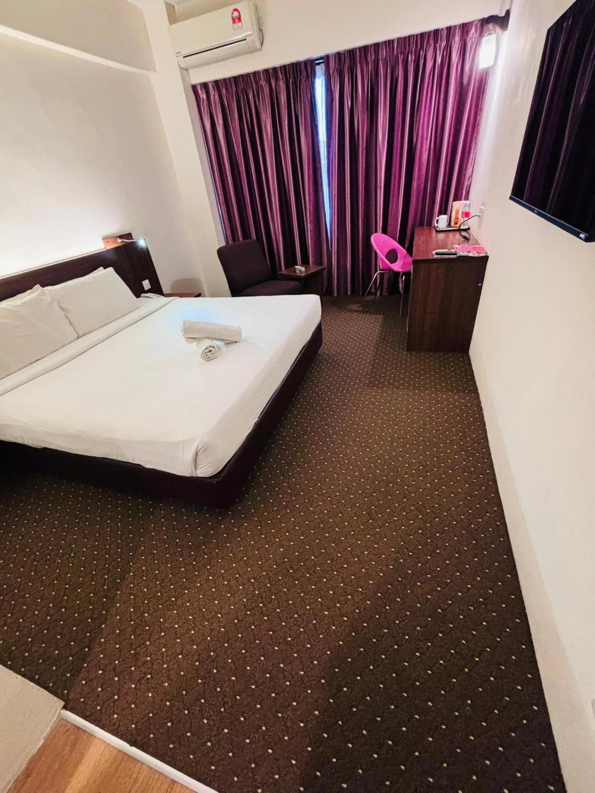 Bed in Hotel Yt Midtown Kuala Terengganu