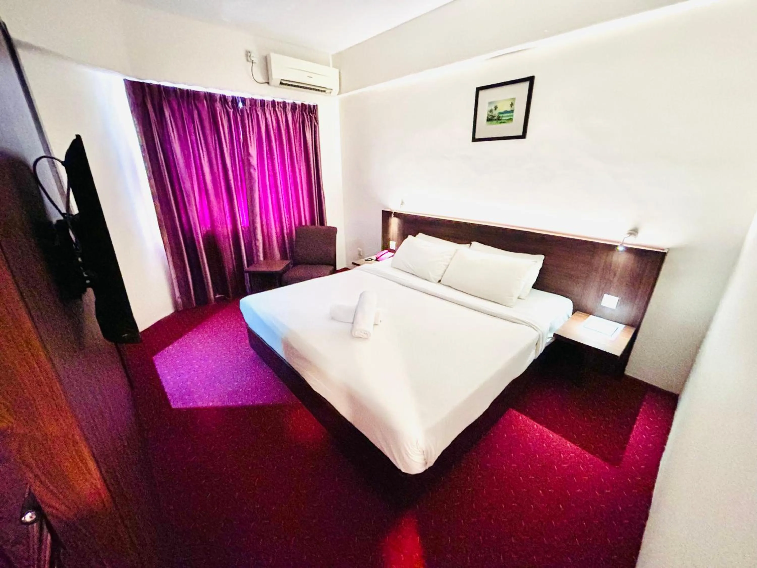 Bed in Hotel Yt Midtown Kuala Terengganu