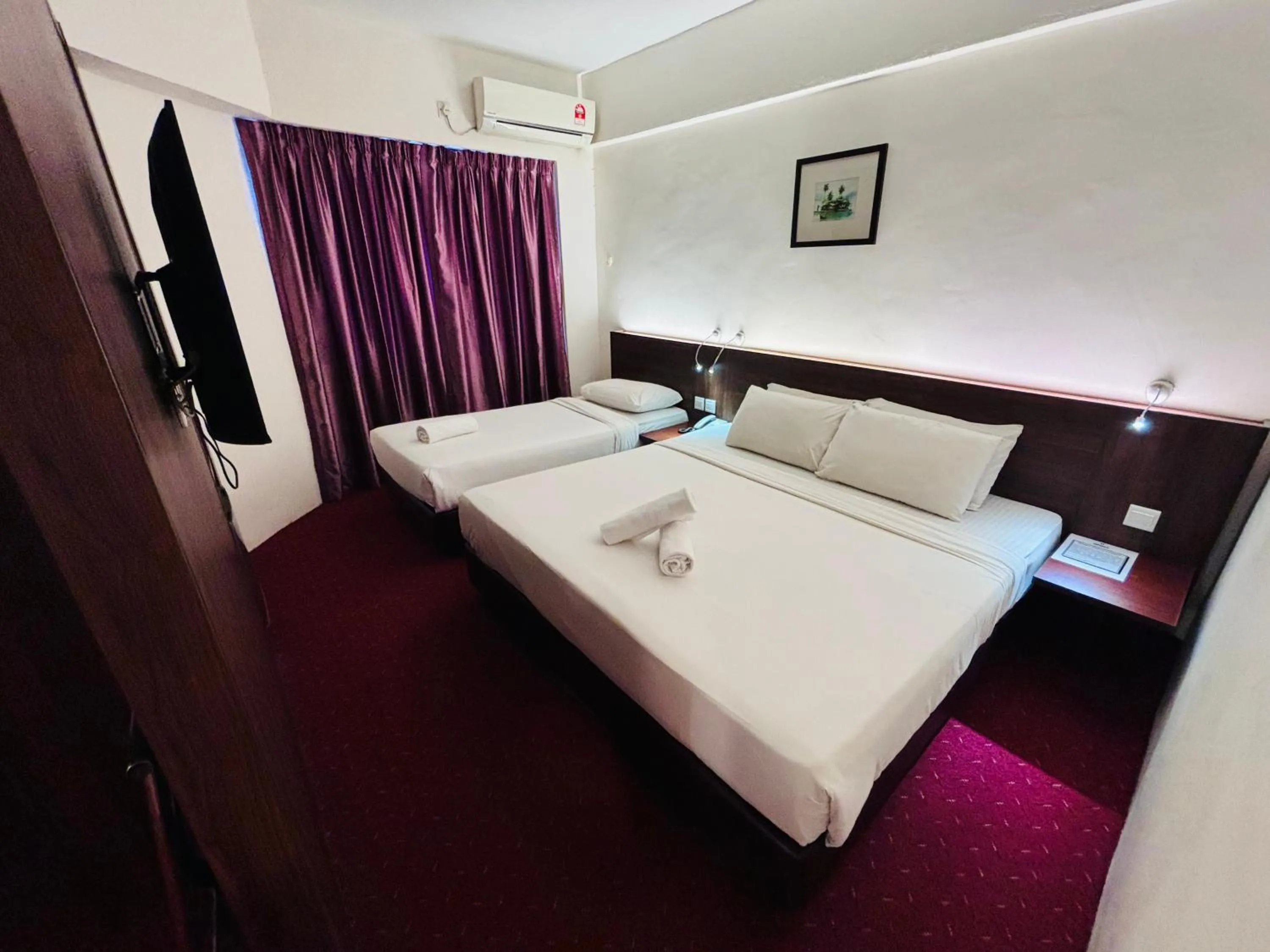 Bed in Hotel Yt Midtown Kuala Terengganu