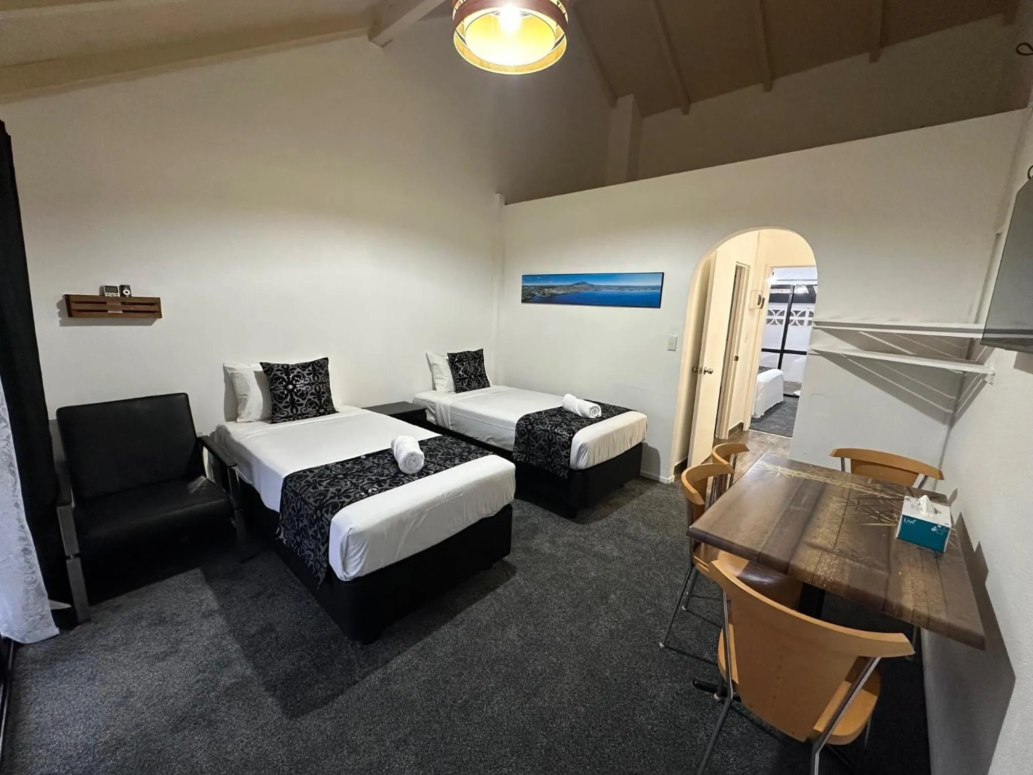 Bed in Chelmswood Motel Taupo