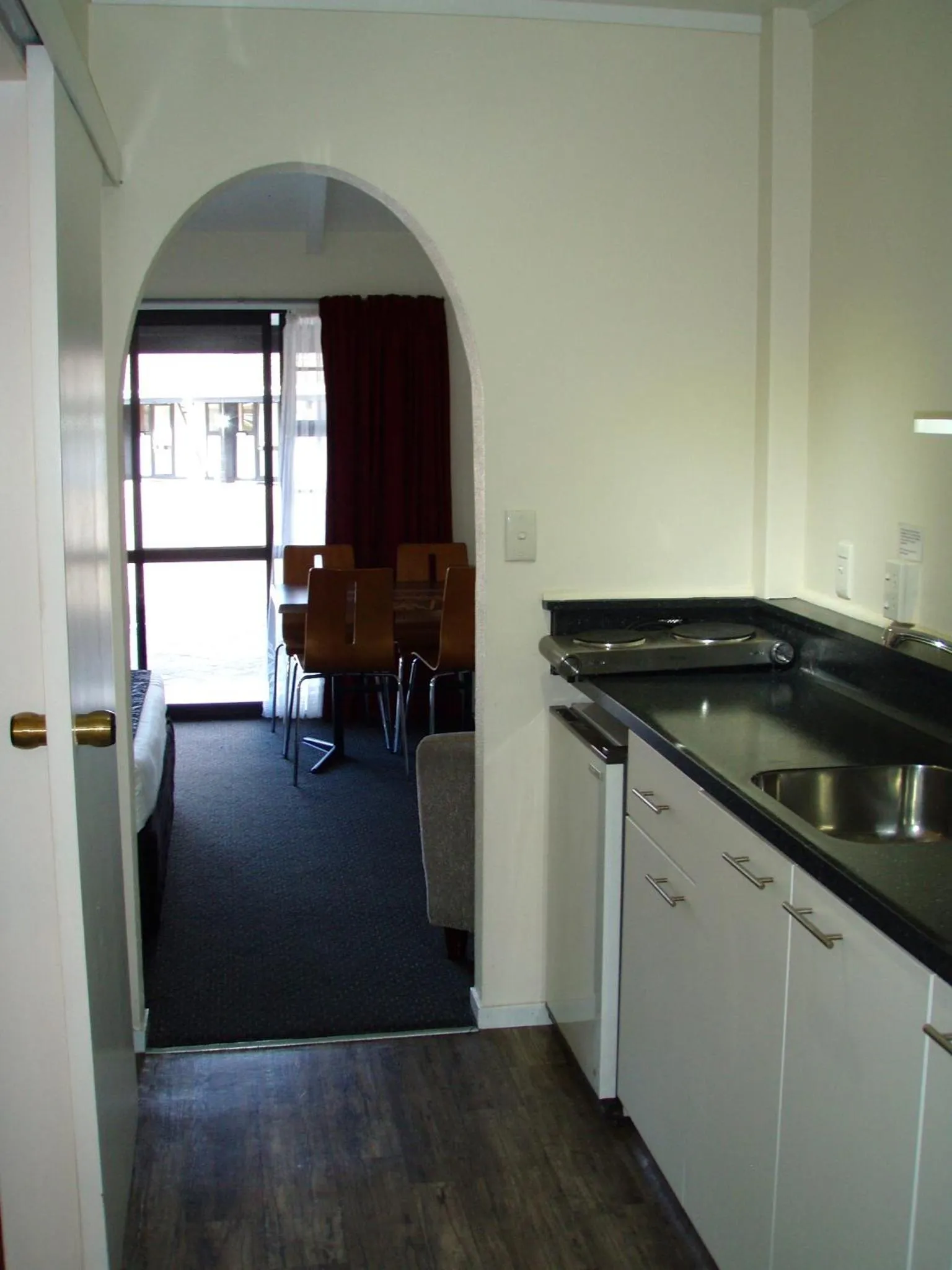 Kitchen or kitchenette in Chelmswood Motel Taupo