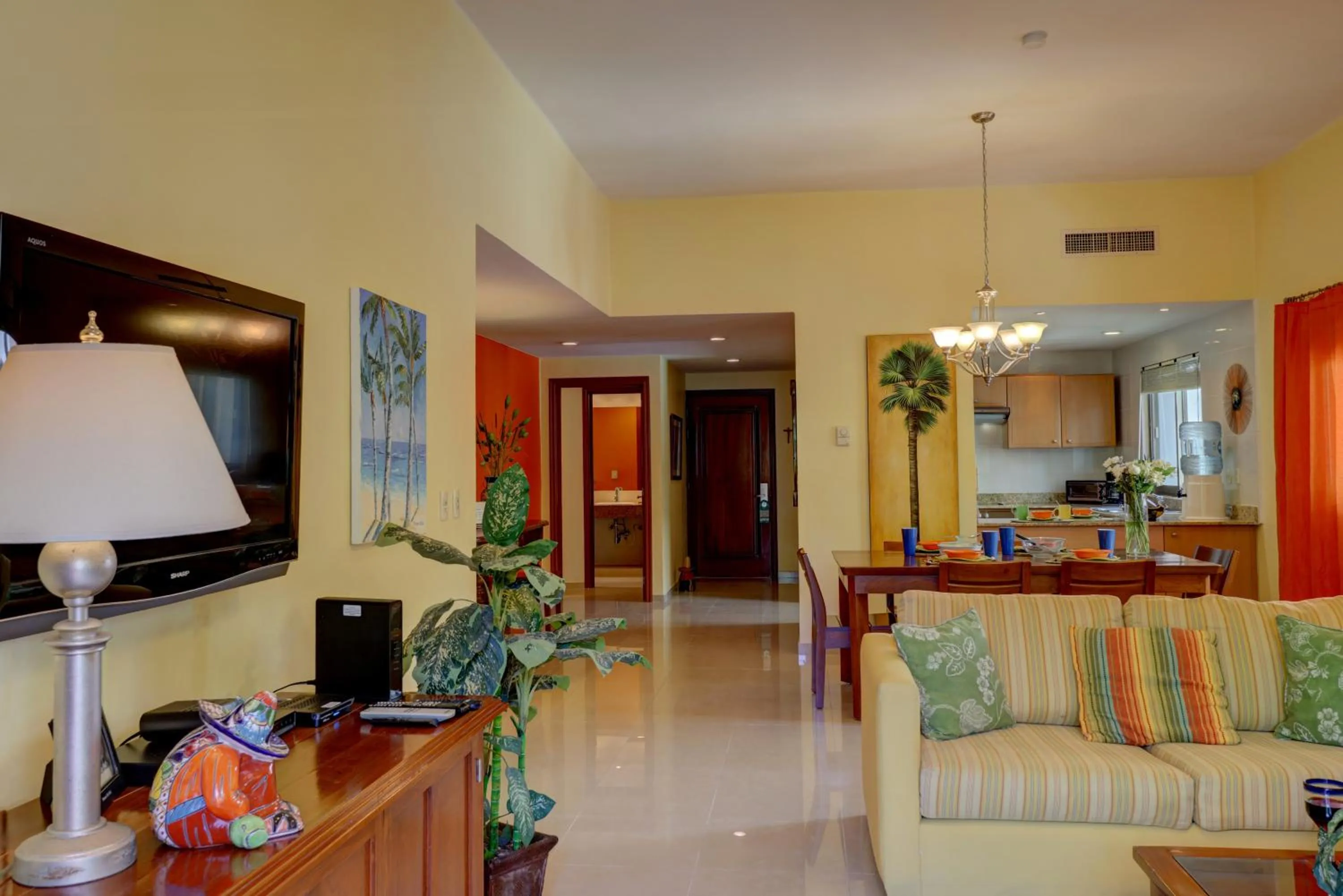 TV and multimedia in Riviera Maya Suites