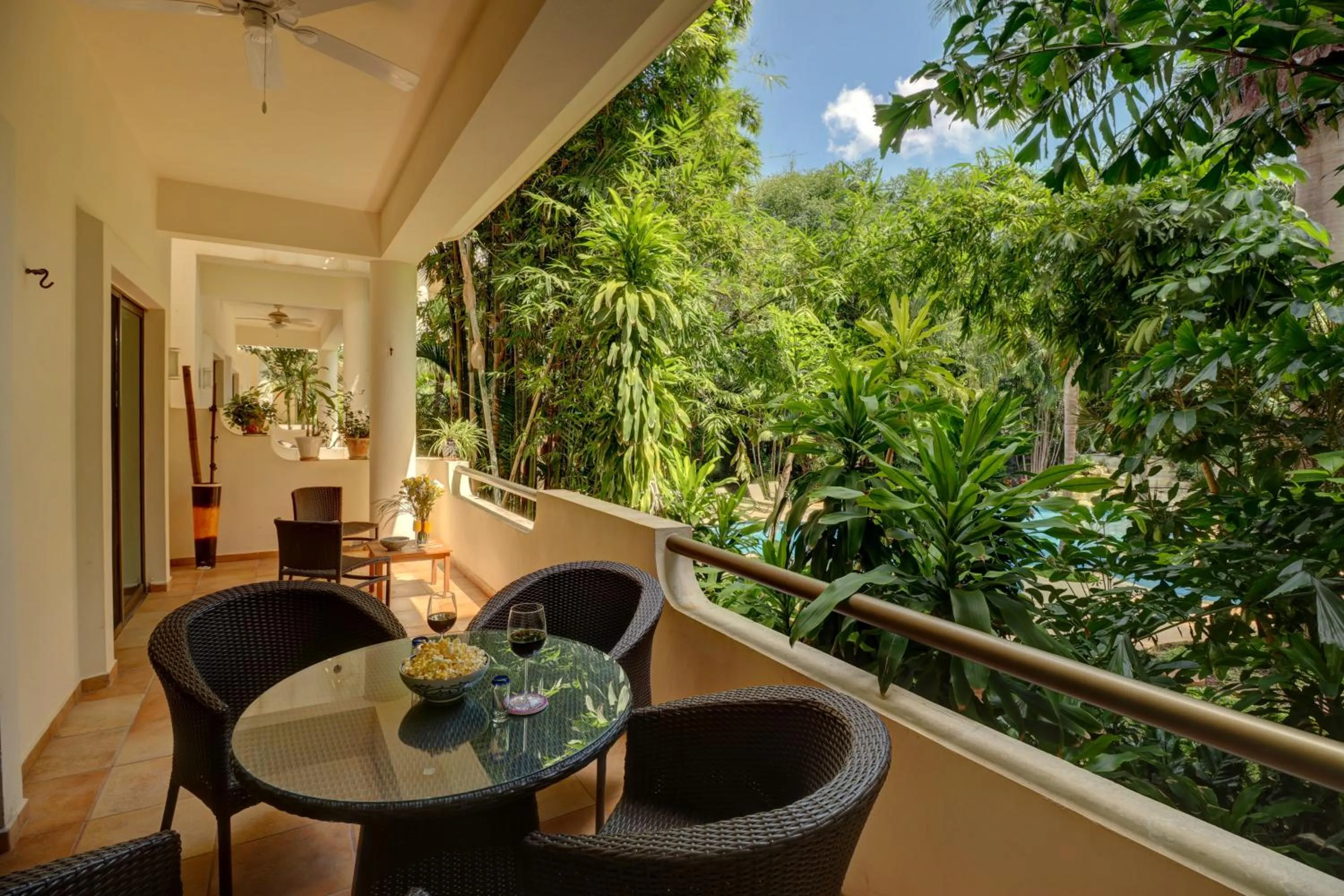 Spring in Riviera Maya Suites