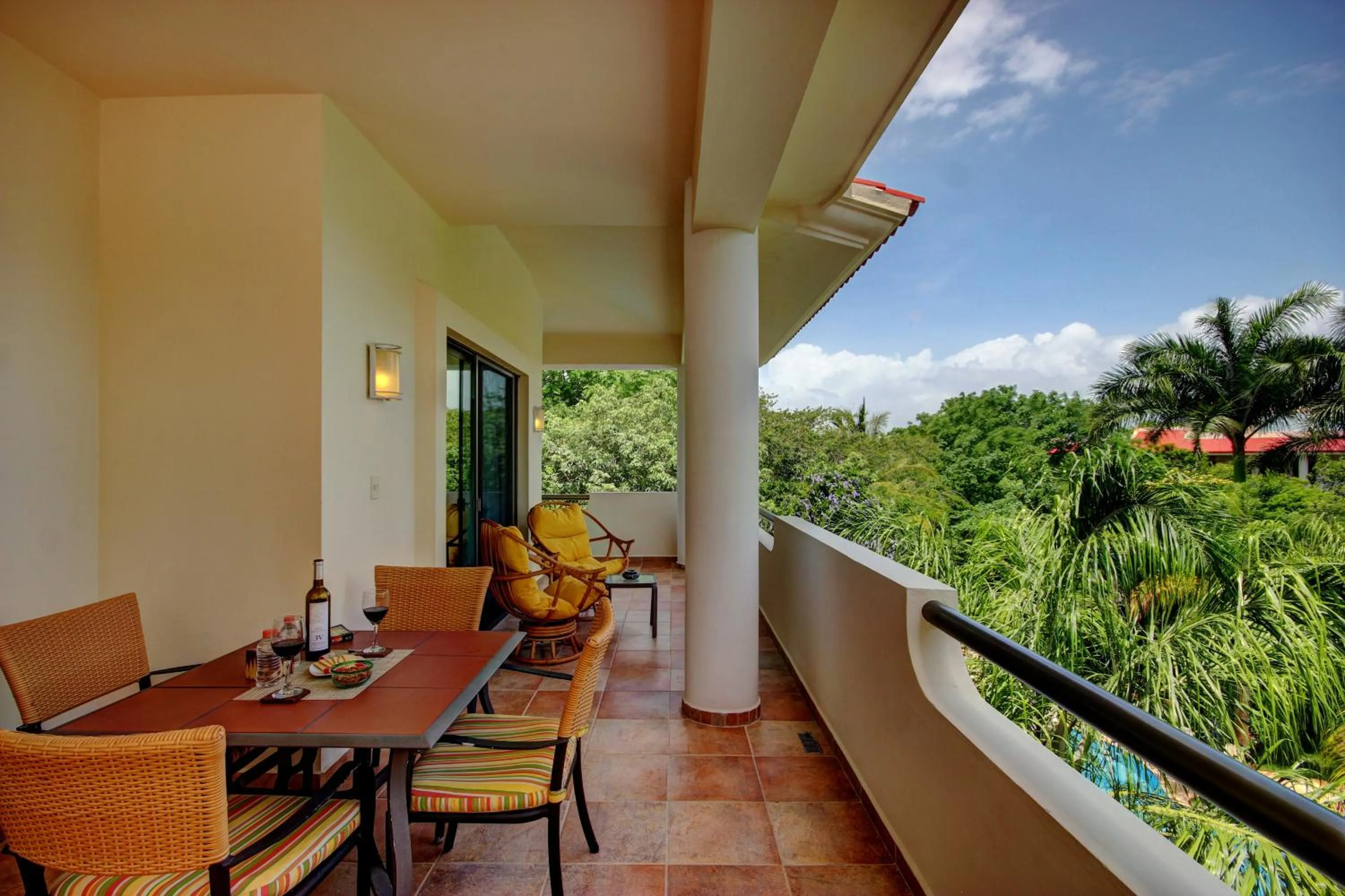 Spring in Riviera Maya Suites