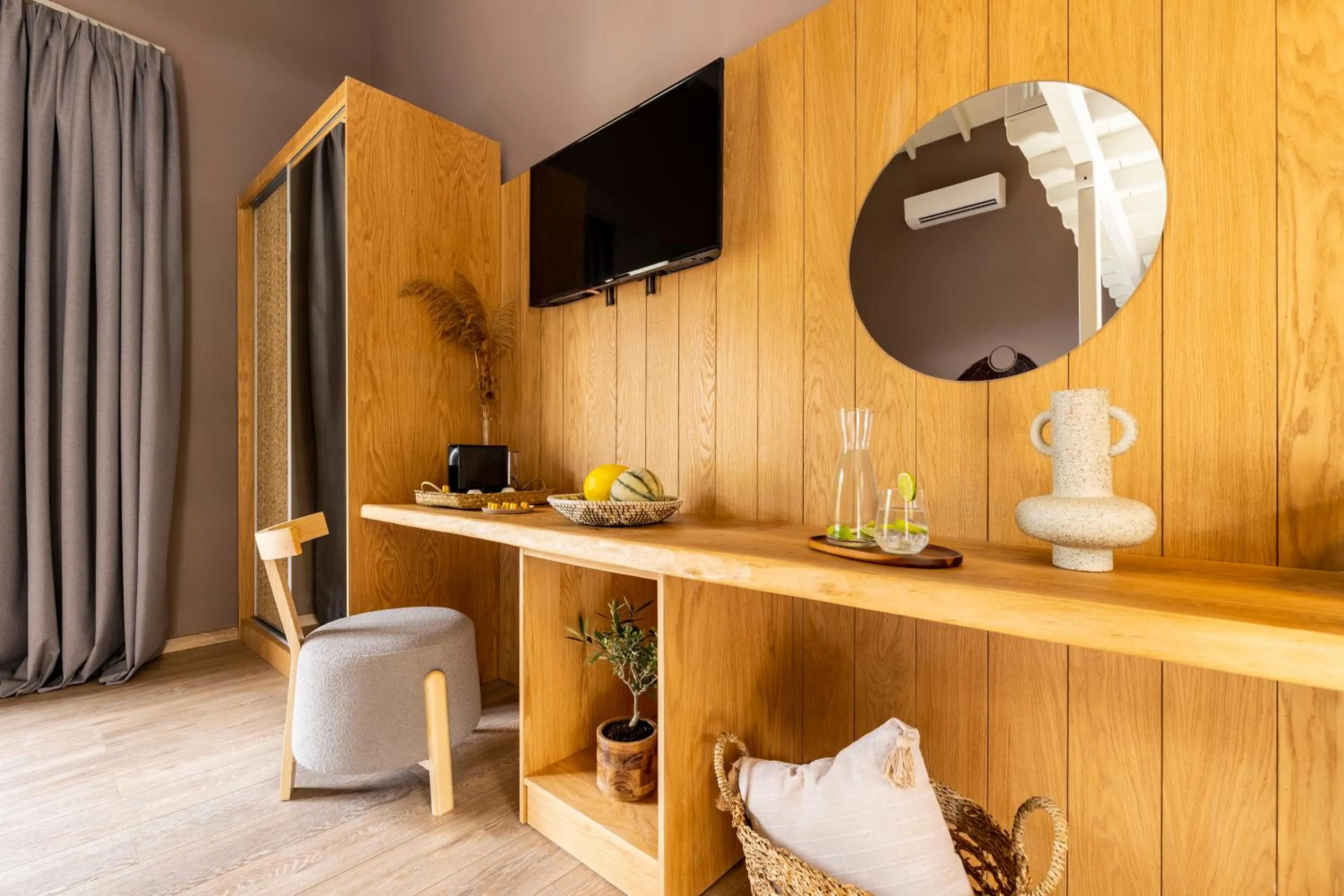 Living room in Skiathos Avaton Suites & Villas, Philian Hotels and Resorts