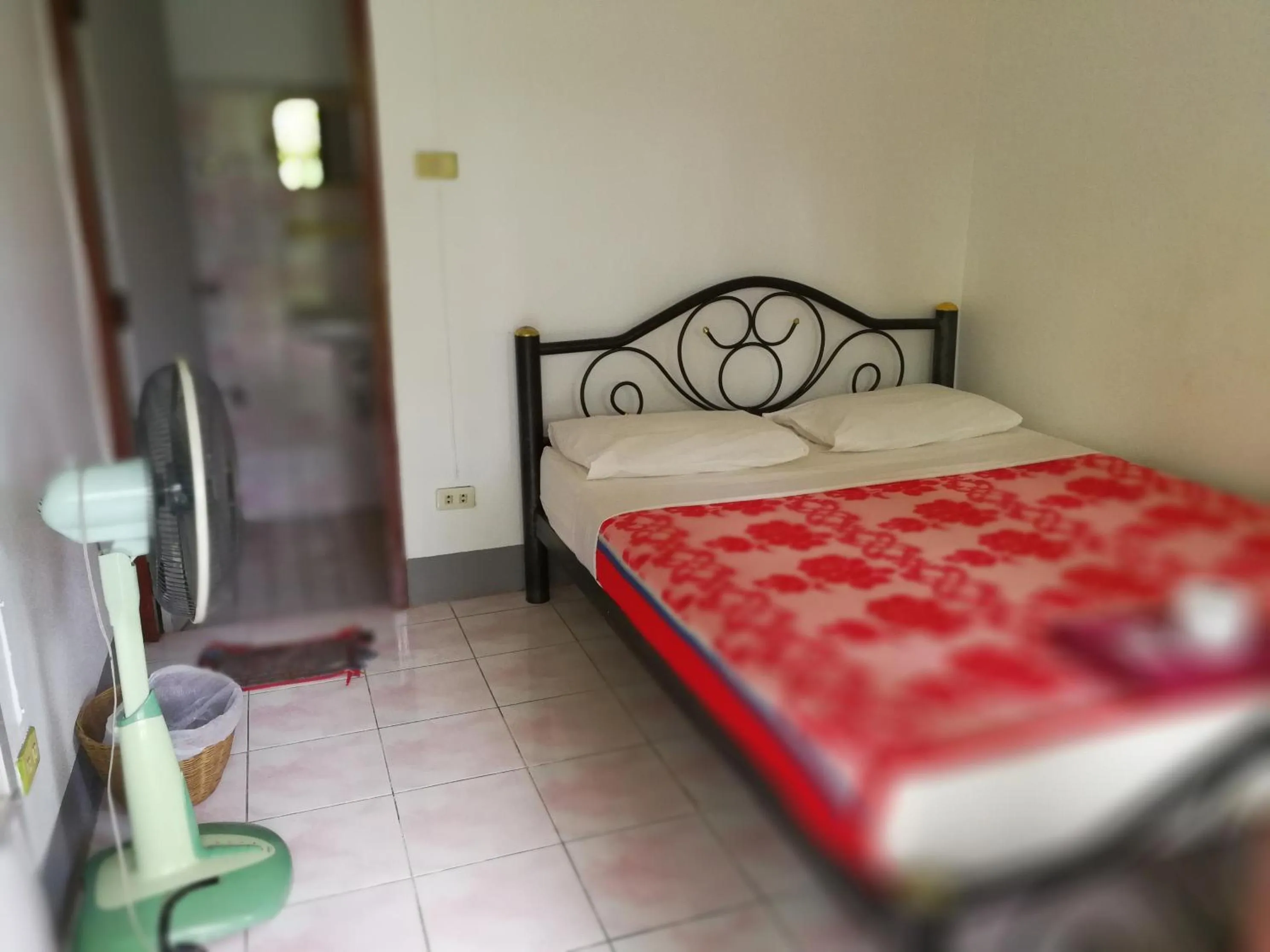 Photo of the whole room, Bed in Baan Bua Guest House