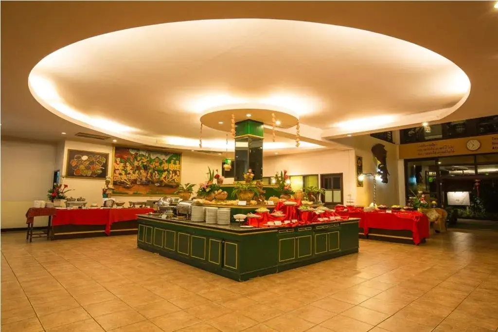 Restaurant/places to eat in Golden Pine Resort and Spa Restaurant/places to eat in Golden Pine Resort and Spa