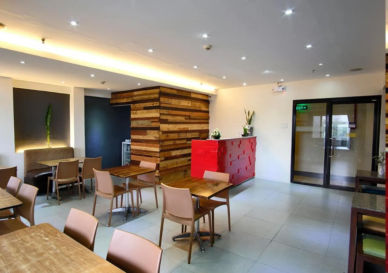 Restaurant/places to eat in Fersal Hotel Kalayaan, Quezon City