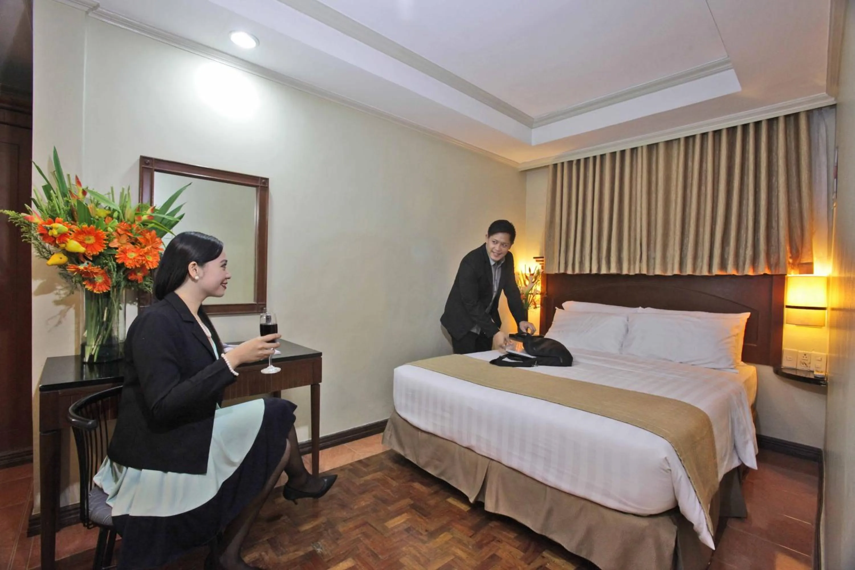 Guests, Bed in Fersal Hotel - P. Tuazon Cubao