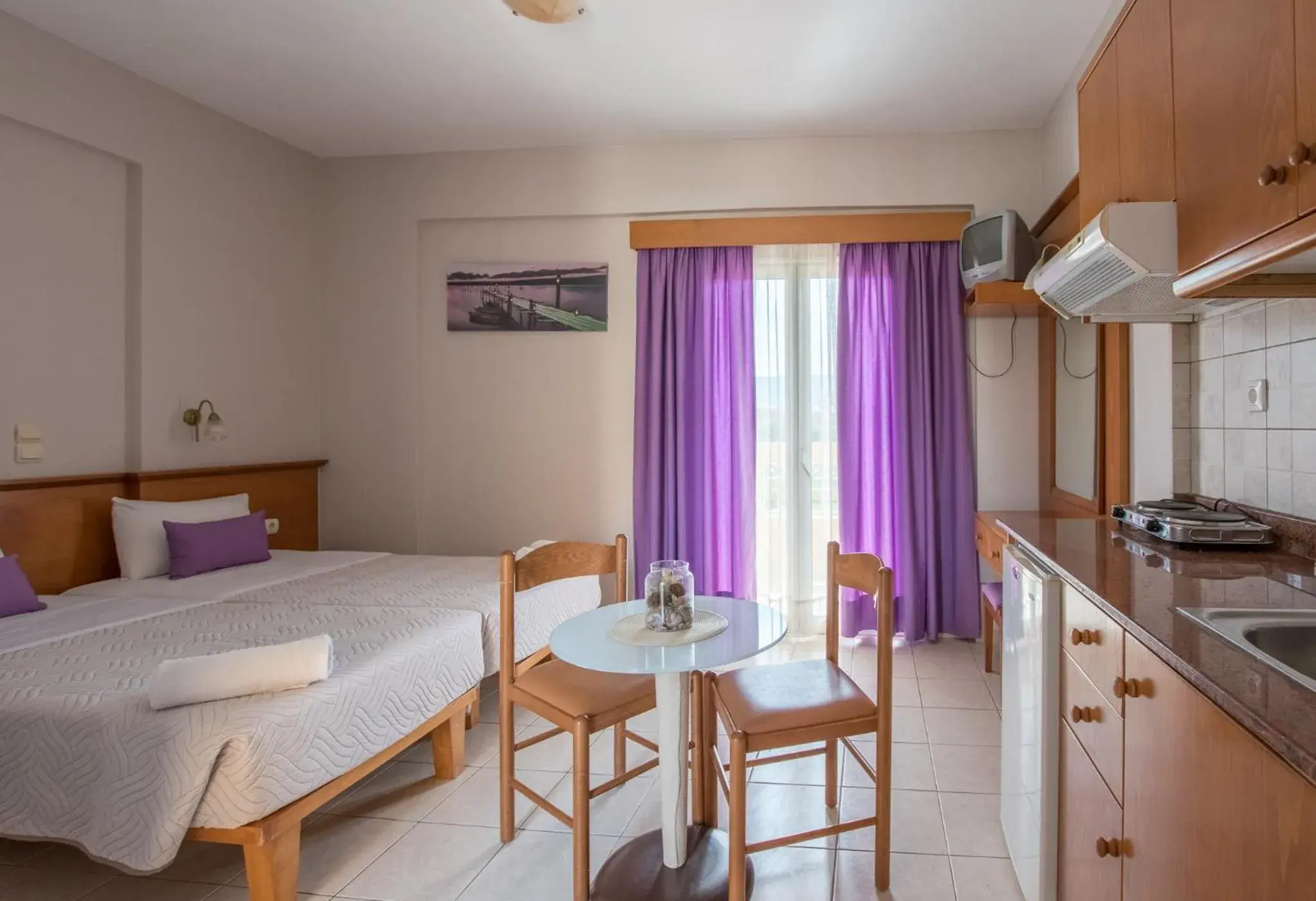 Photo of the whole room in Danelis Studios & Apartments Photo of the whole room in Danelis Studios & Apartments