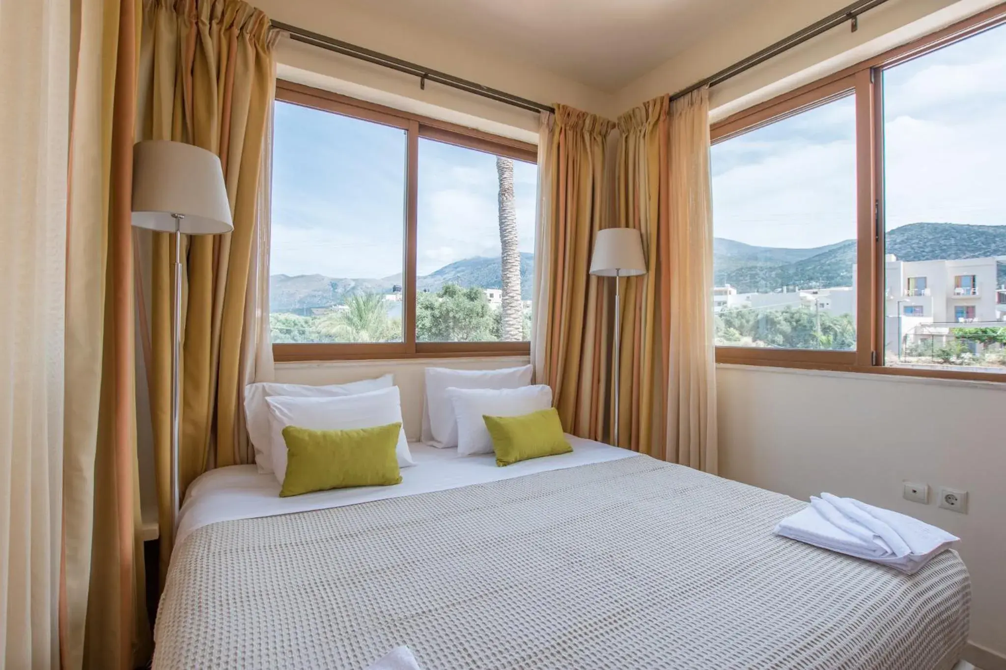 Bed in Danelis Studios & Apartments Bed in Danelis Studios & Apartments