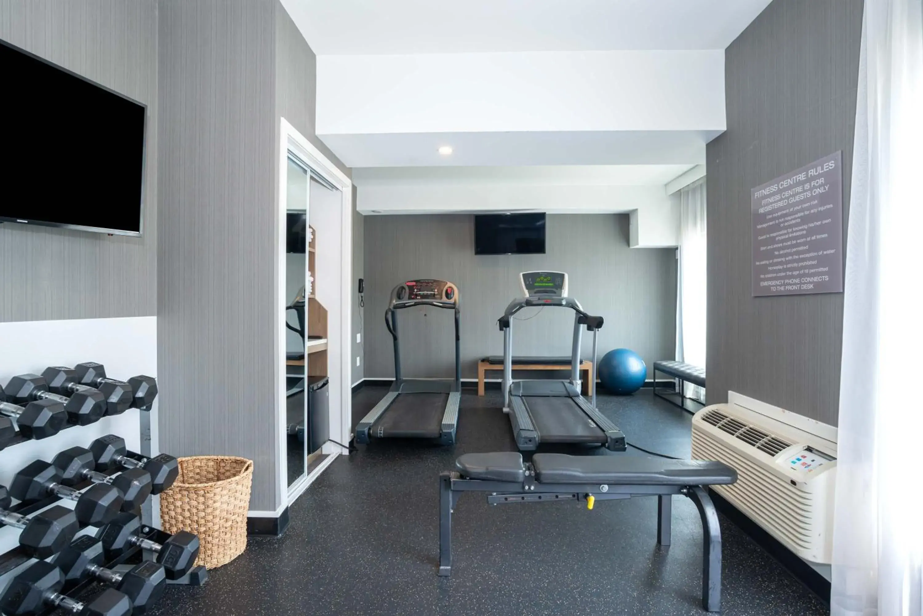 Fitness centre/facilities in Sandman Signature Calgary Airport Hotel Fitness centre/facilities in Sandman Signature Calgary Airport Hotel