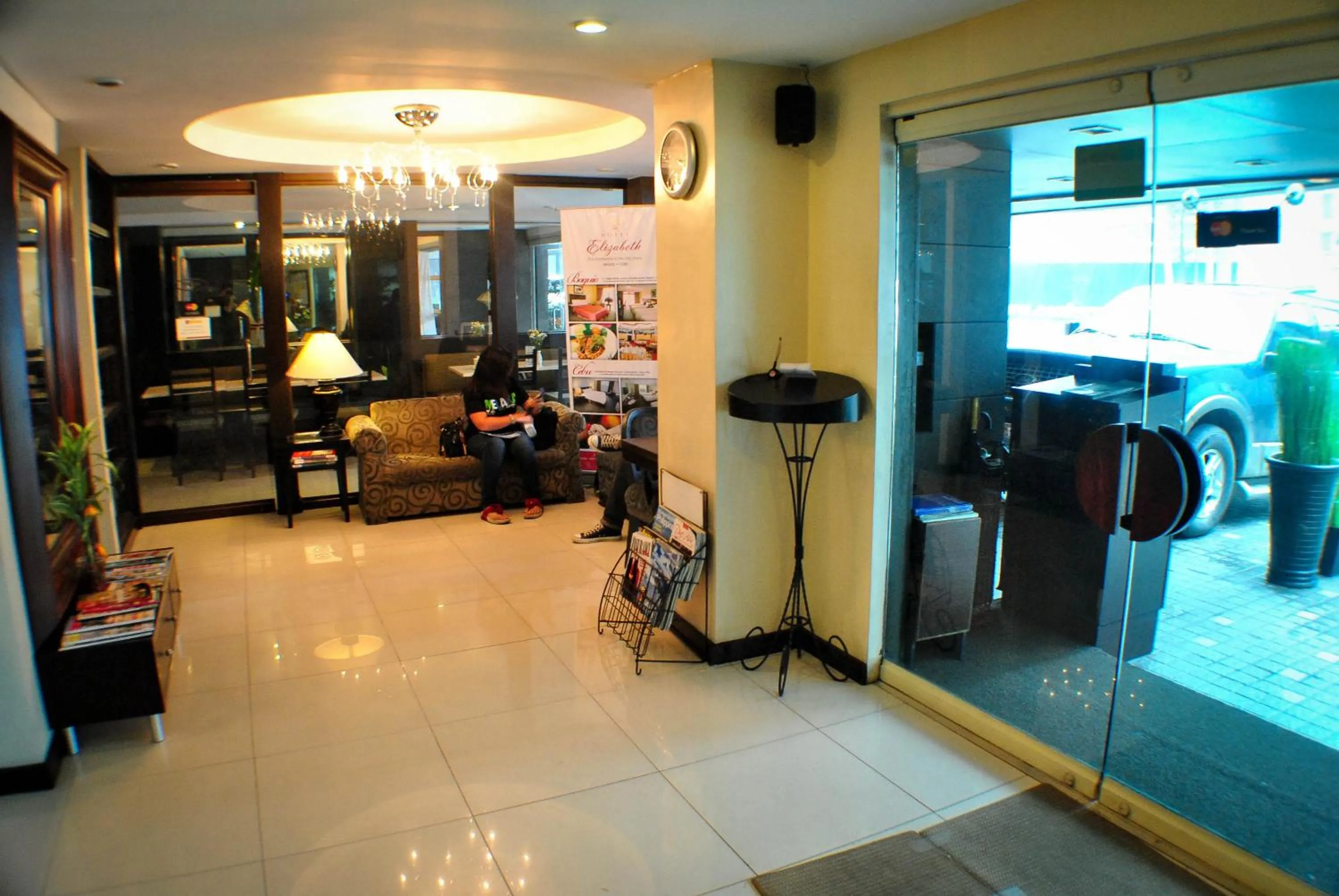 Lobby or reception in Fersal Hotel Neptune Makati