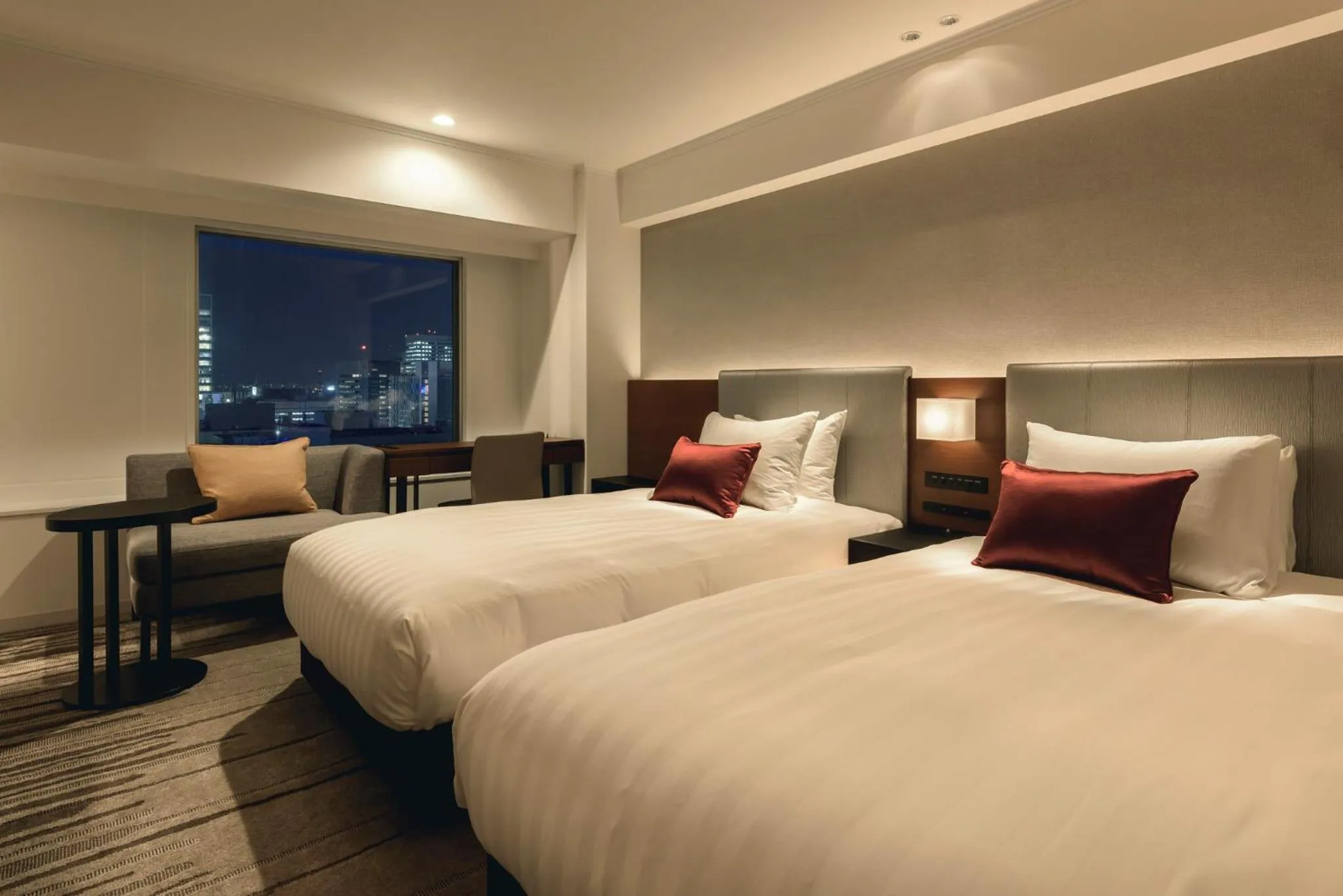 Photo of the whole room, Bed in ANA Crowne Plaza Sapporo by IHG