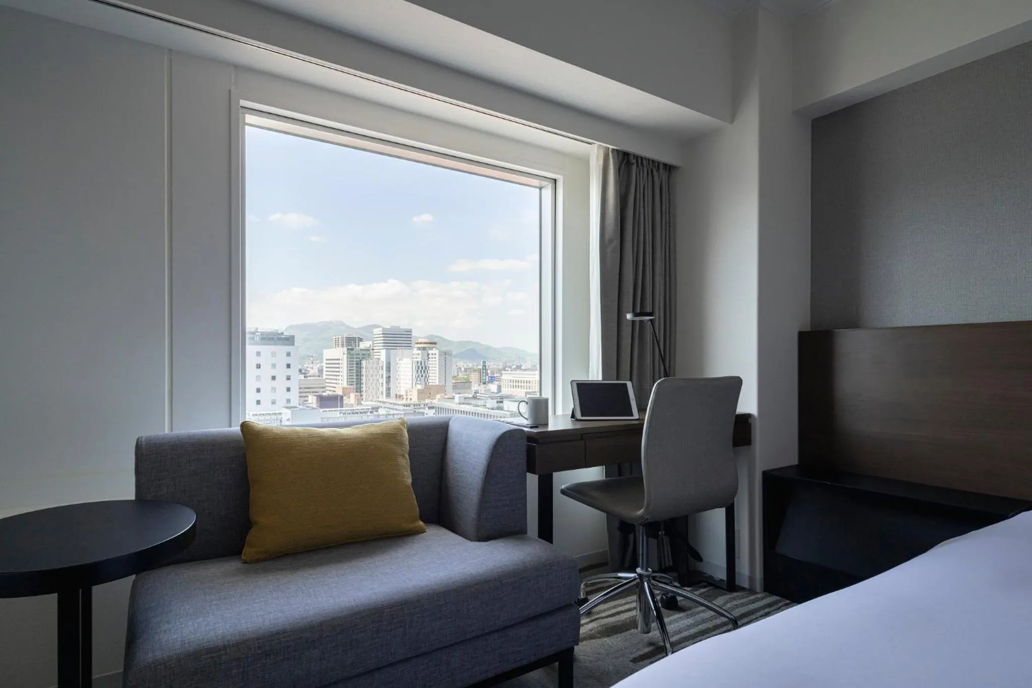 Photo of the whole room, Bed in ANA Crowne Plaza Sapporo by IHG