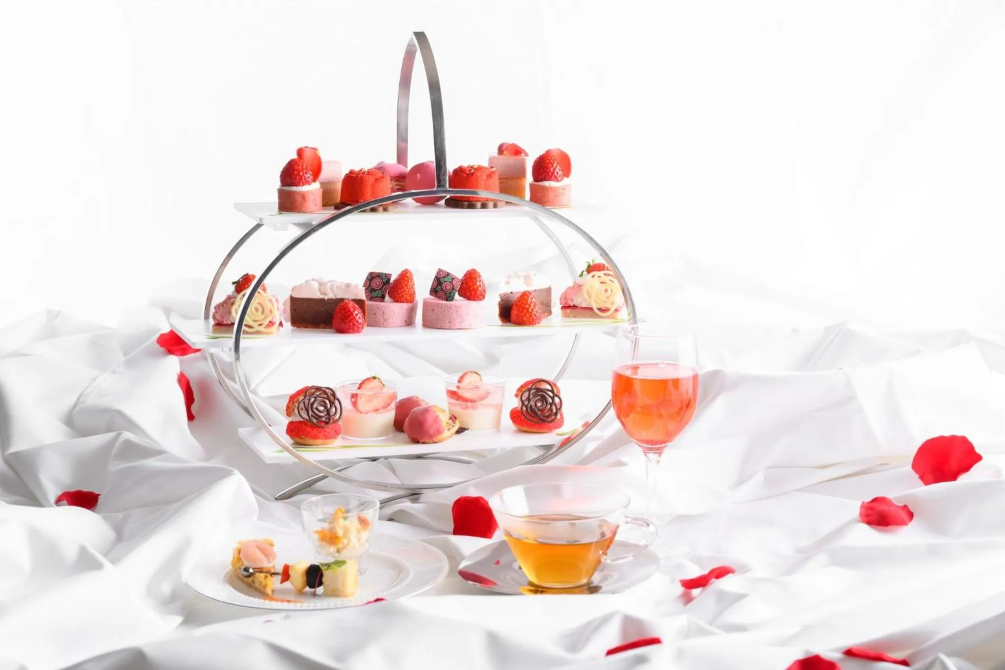 Restaurant/places to eat in ANA Crowne Plaza Sapporo by IHG