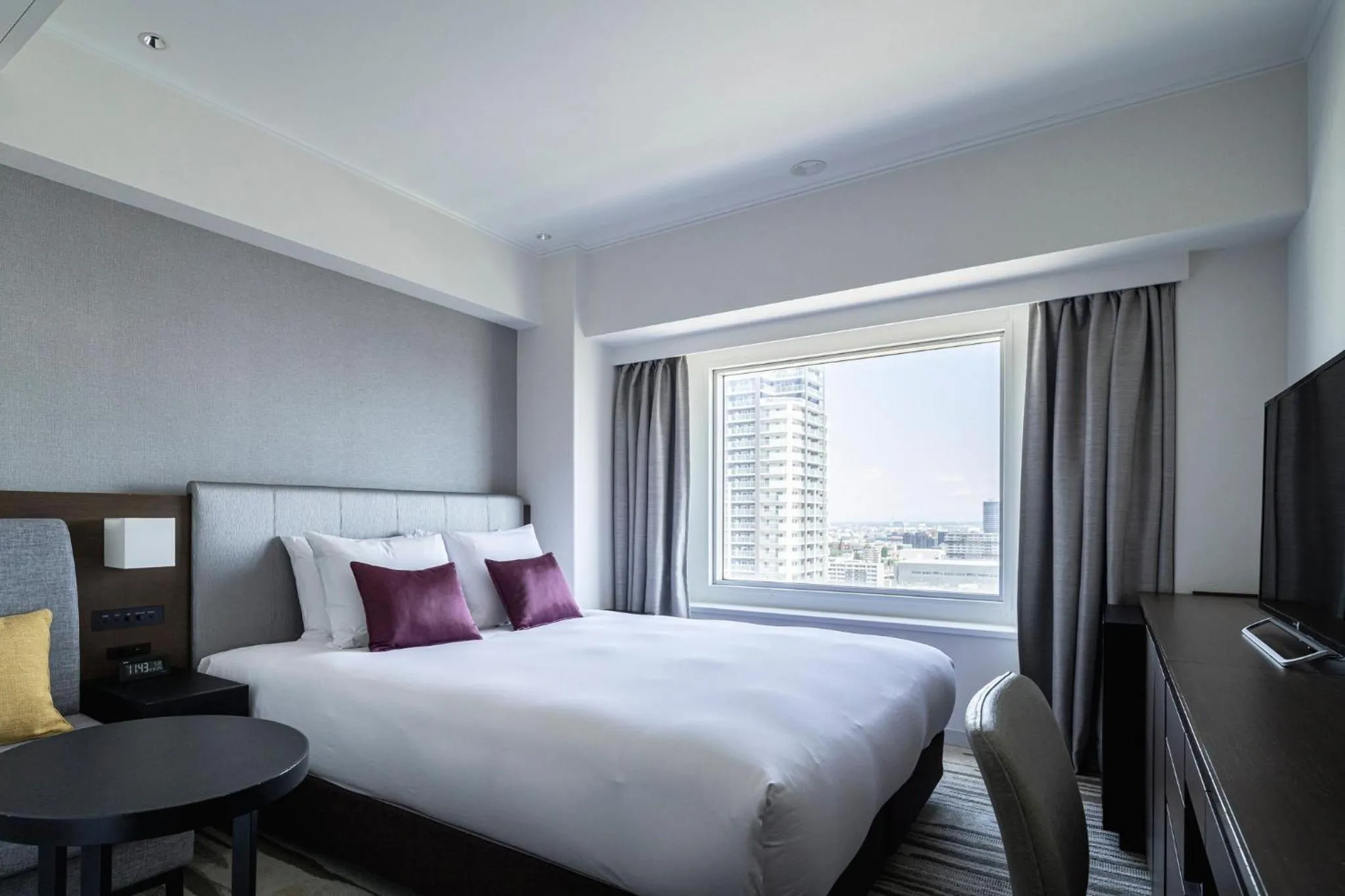 Photo of the whole room, Bed in ANA Crowne Plaza Sapporo by IHG