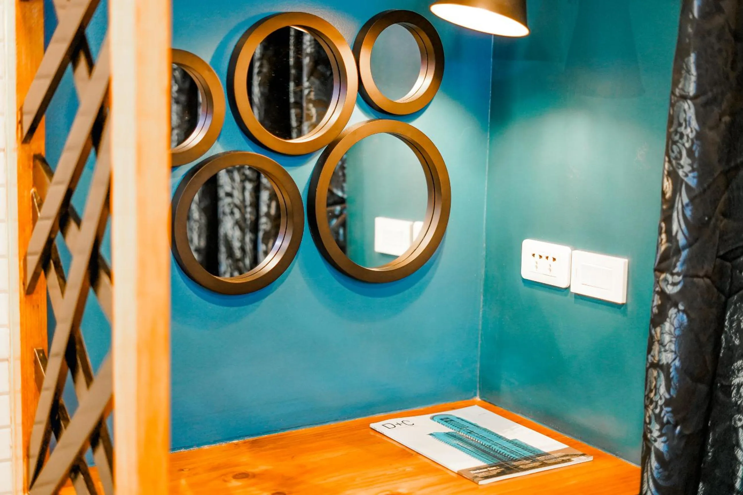 CLOCKWORKORANGE Luxury Suites