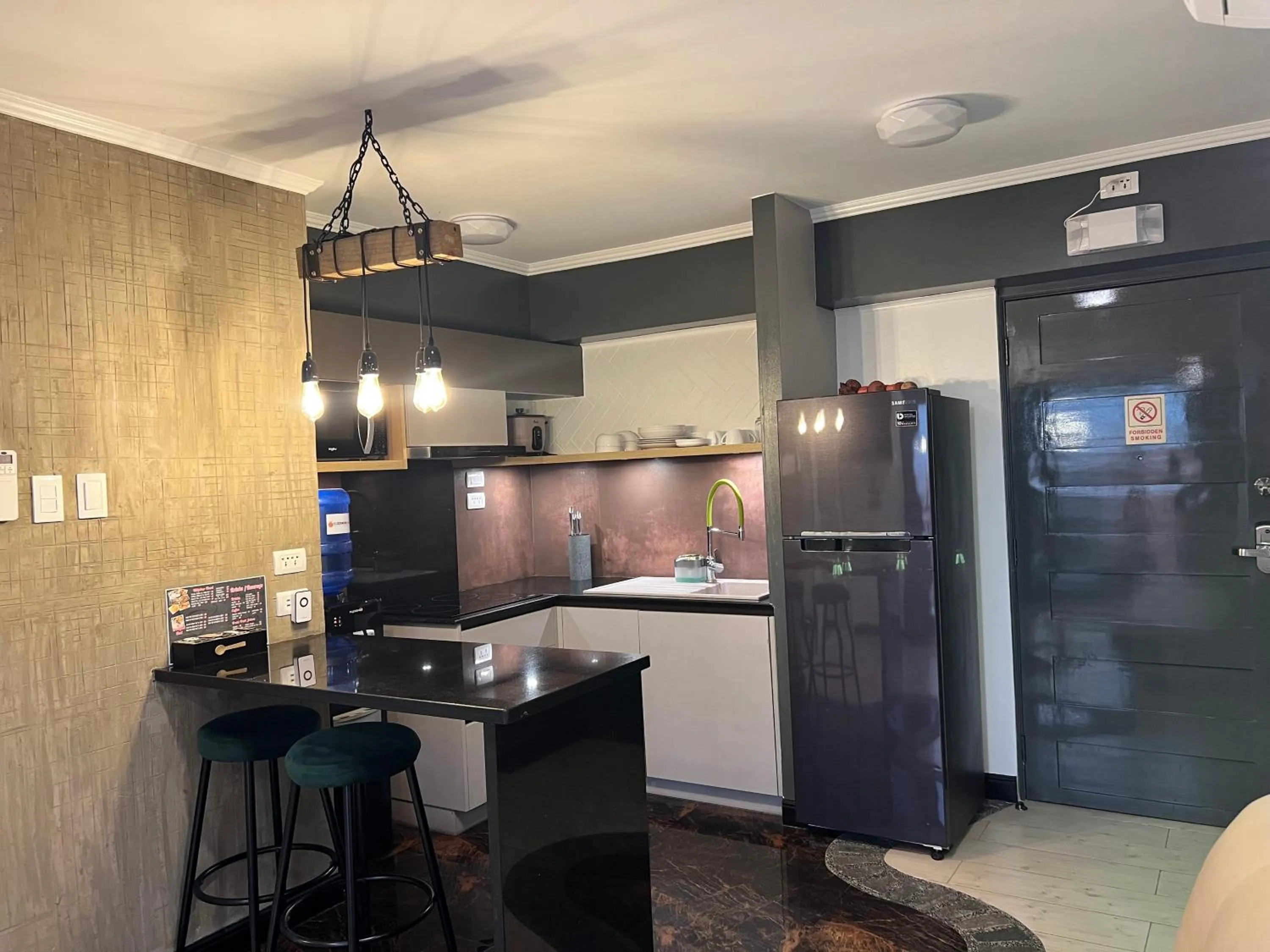 CLOCKWORKORANGE Luxury Suites