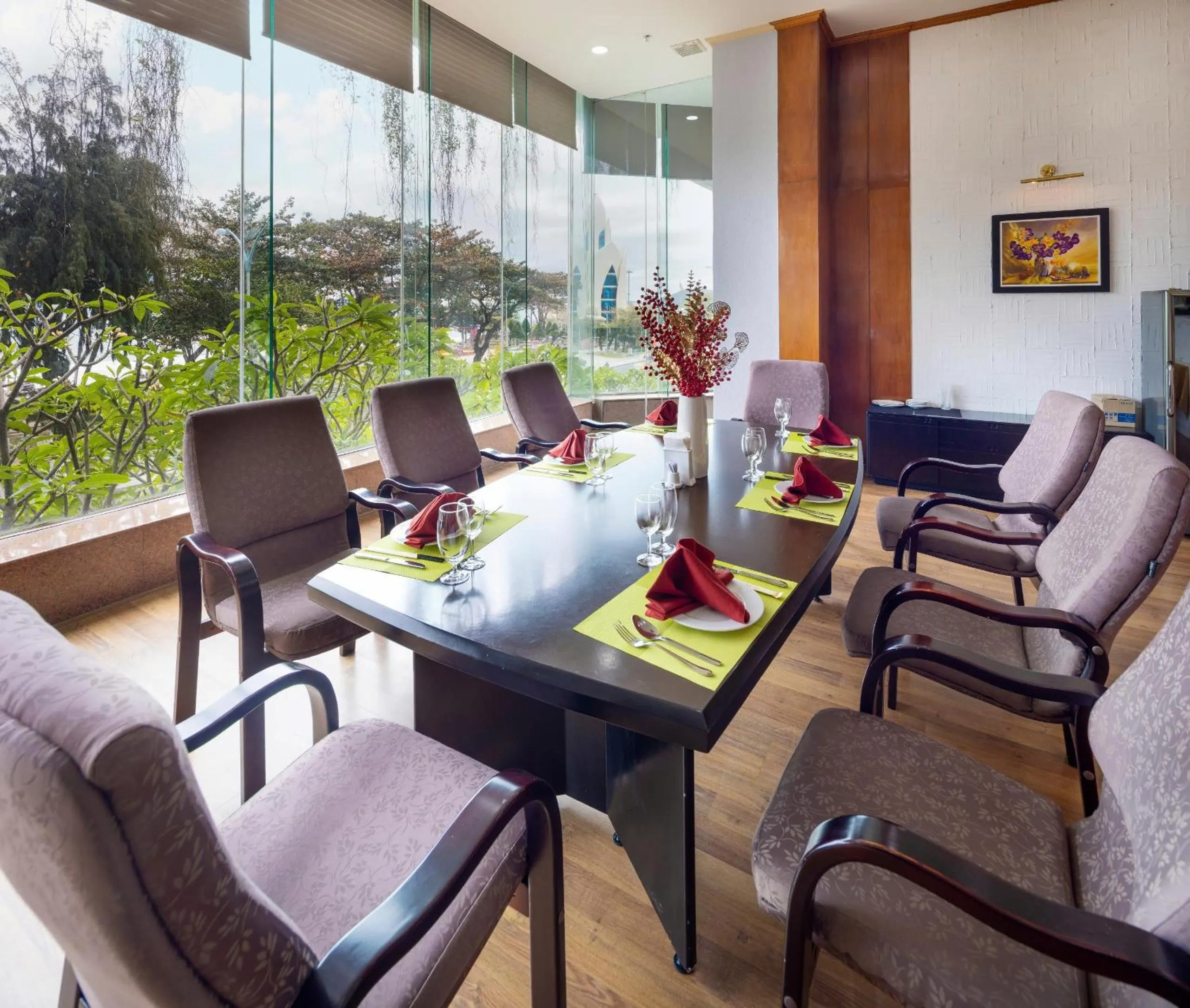 VIP in Nha Trang Lodge Hotel