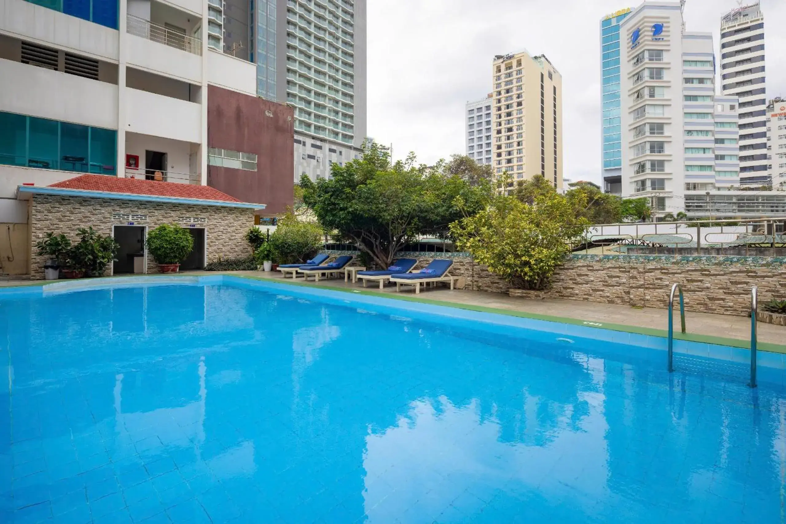Swimming pool in Nha Trang Lodge Hotel Swimming pool in Nha Trang Lodge Hotel