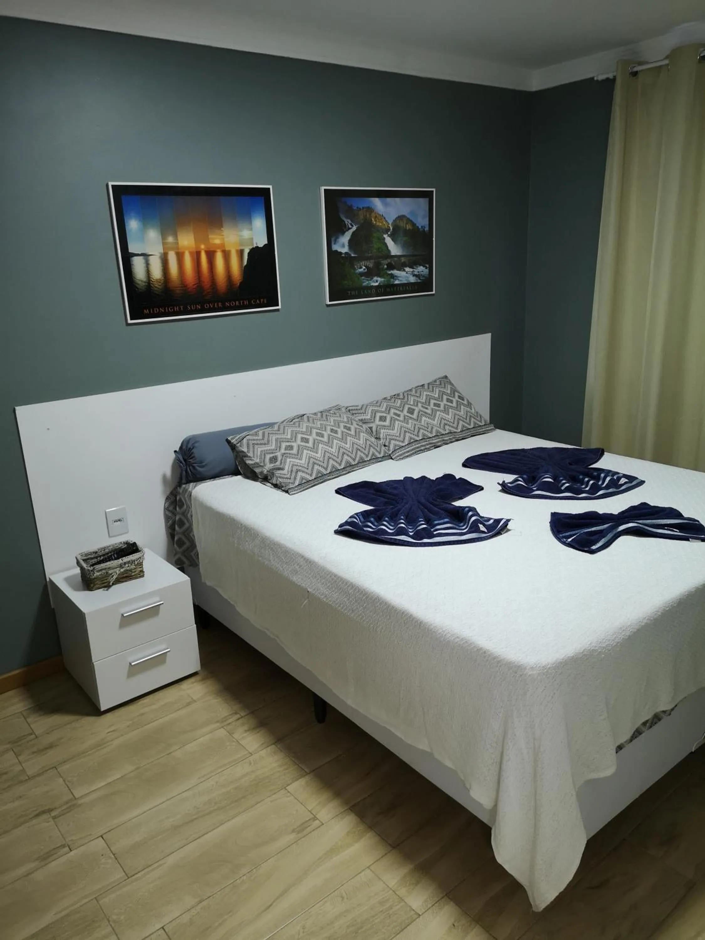 Bed in Yacht Village Natal Top
