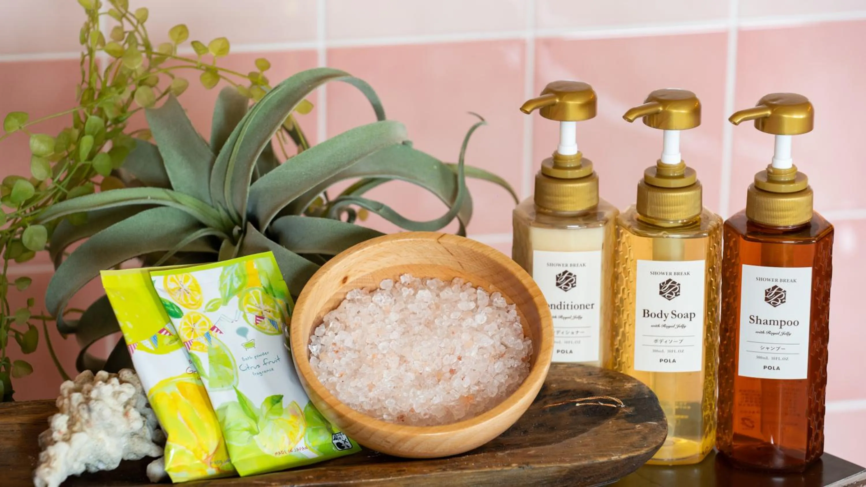 Bathroom in Rycom Crystal Hotel