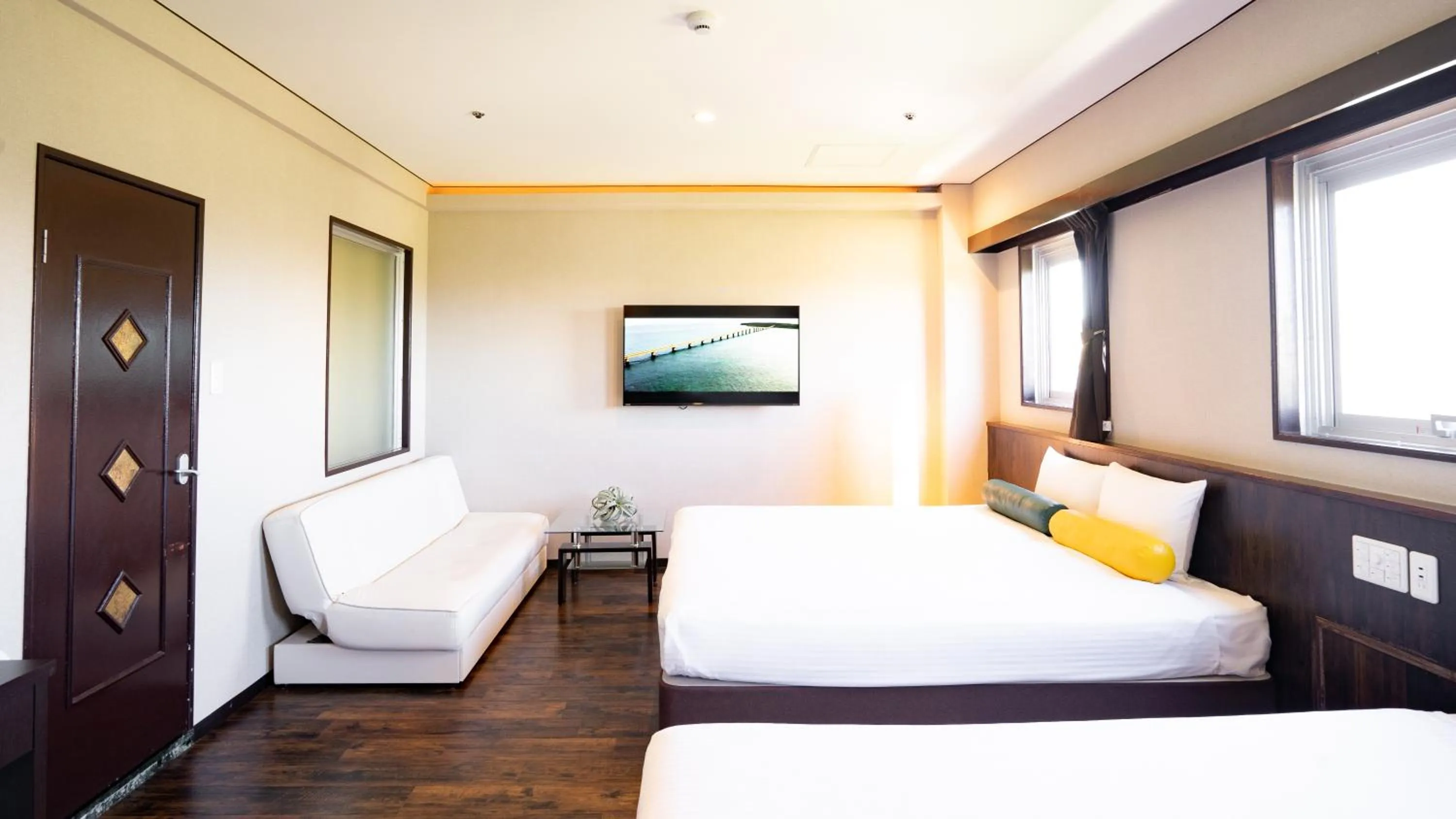 Bed in Rycom Crystal Hotel