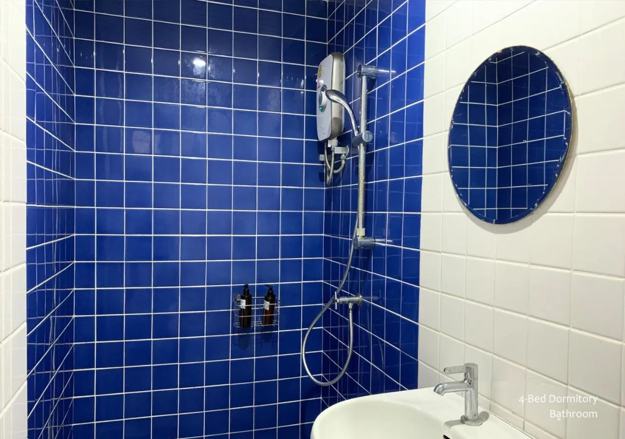 Bathroom in Stay Samed Hostel