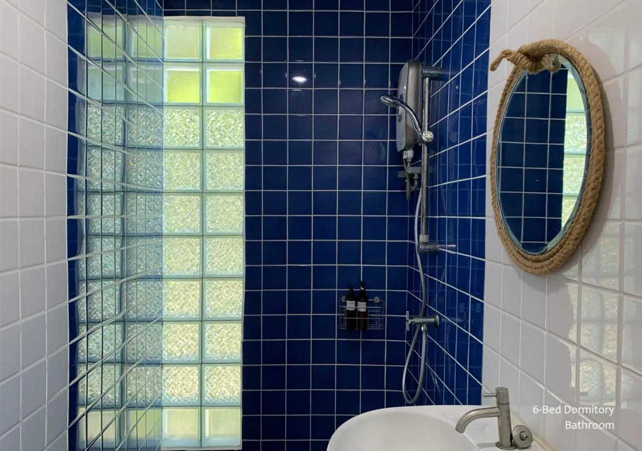 Bathroom in Stay Samed Hostel