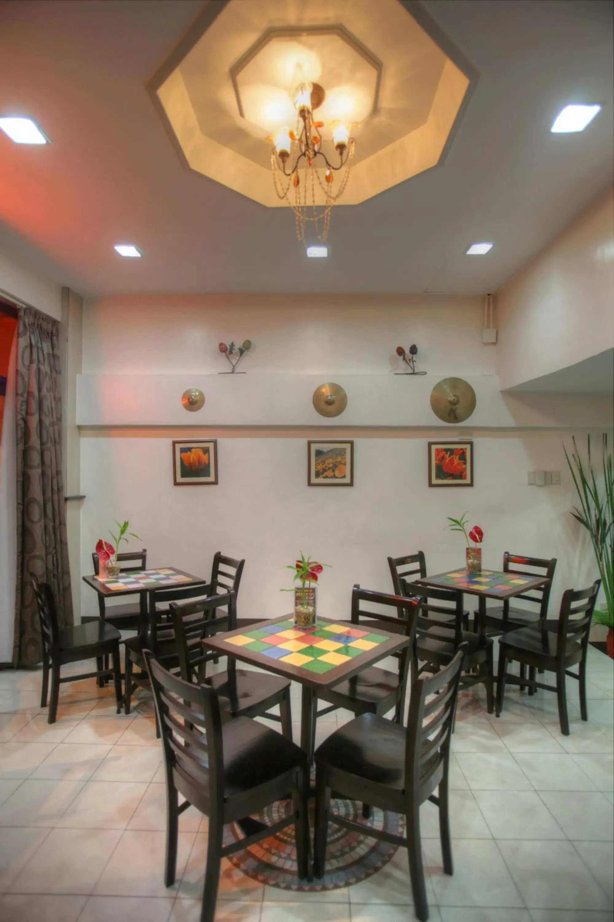 Restaurant/places to eat in Fersal Hotel - Manila Restaurant/places to eat in Fersal Hotel - Manila